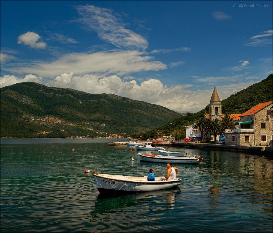 черногория, тиват, залив, лодочка, отдых, солнце, Виктор Перякин