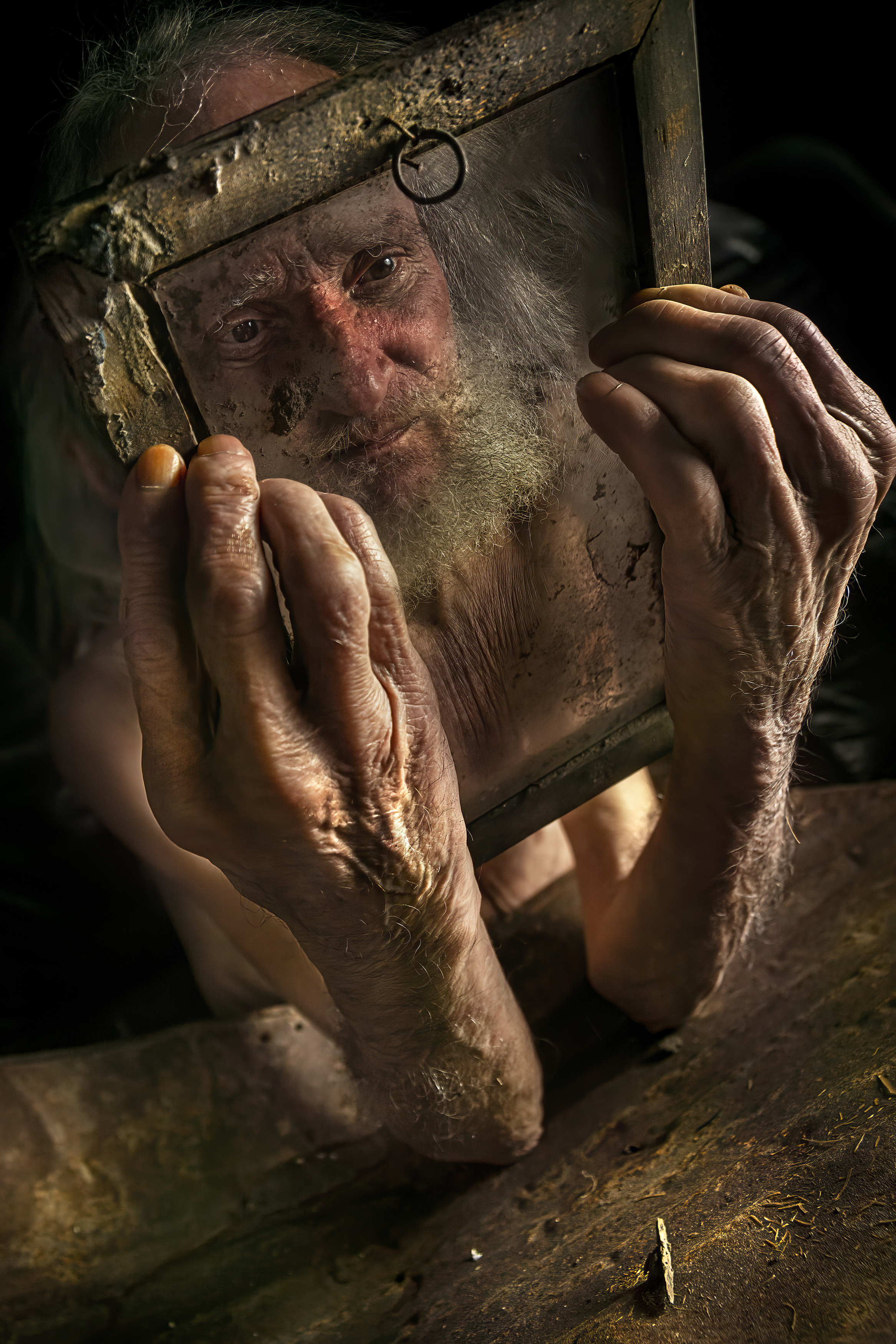 fine art. old man, portrait, lost memories, mirror, Hangyasi Attila