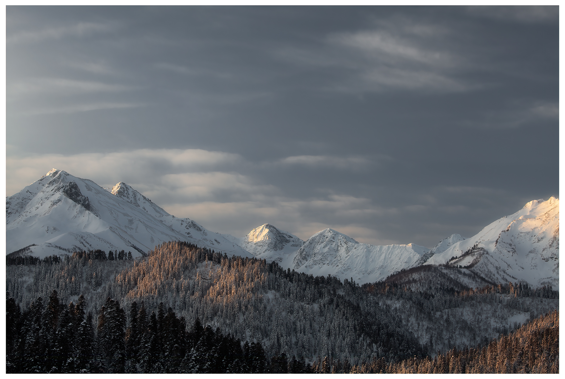 пейзаж, облака, горы, дерево, рассвет, солнечный свет, деревья, гора, природа, landscape, landscape photogrpahy, nature, mountans, tree, trees, clouds, TIMUR ERSNO