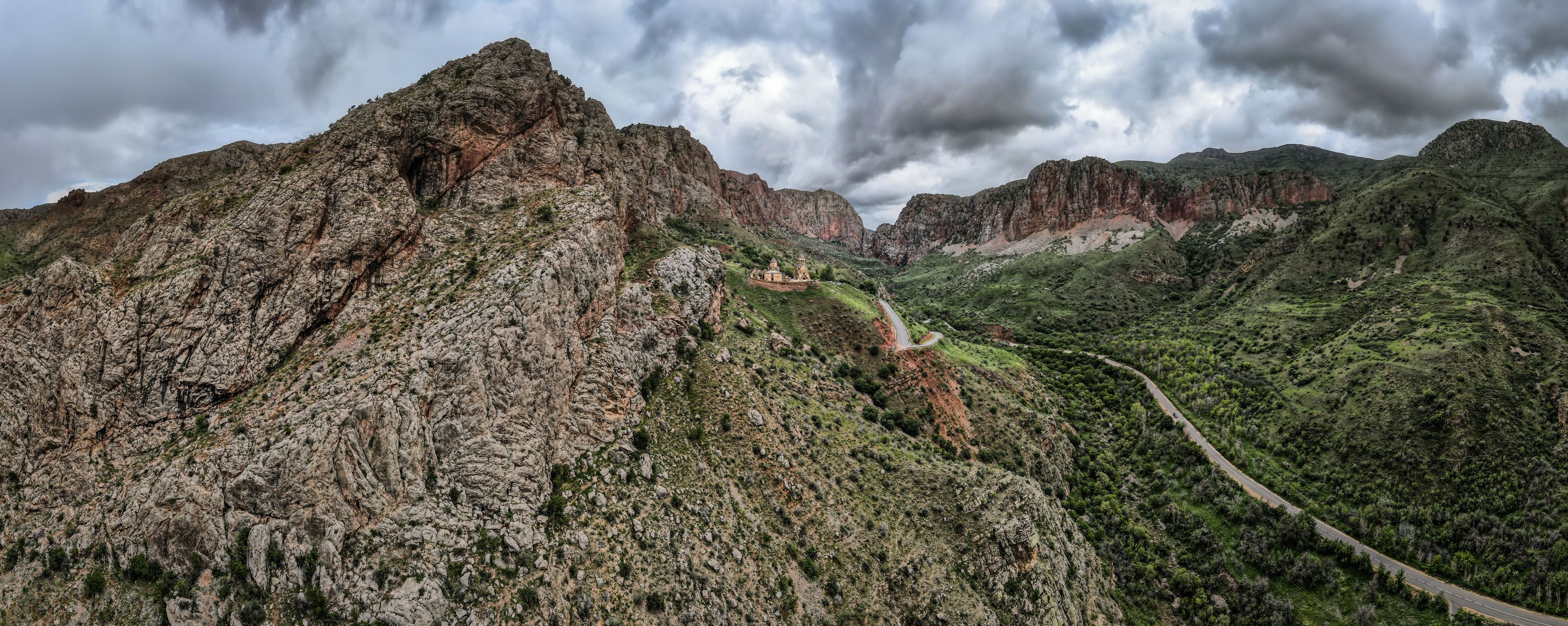 Армения, Вайоцдзорская область, монастырь Нораванк, , Юрий Гаврилов