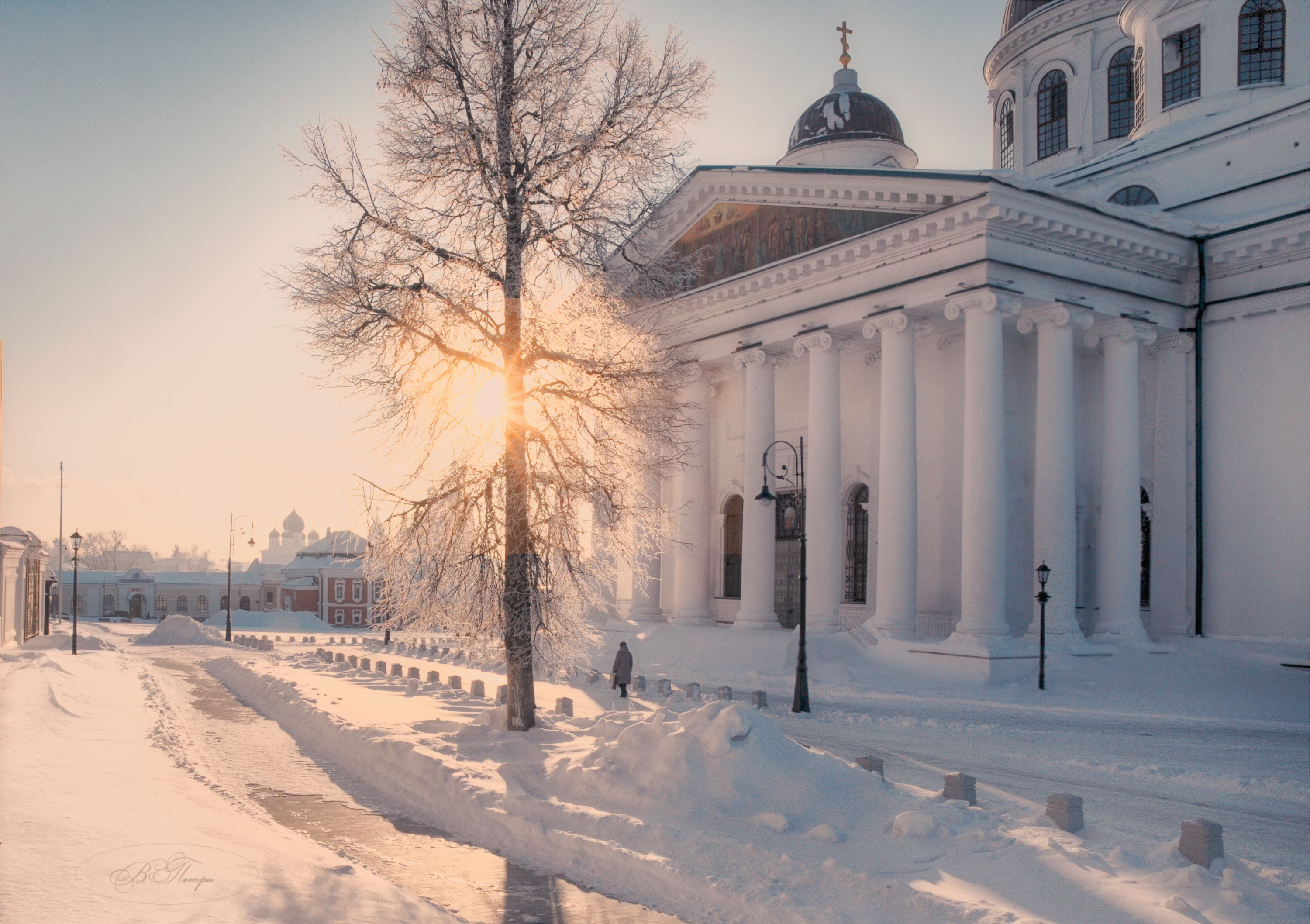 солнце собор человек лёд снег, Вера Петри