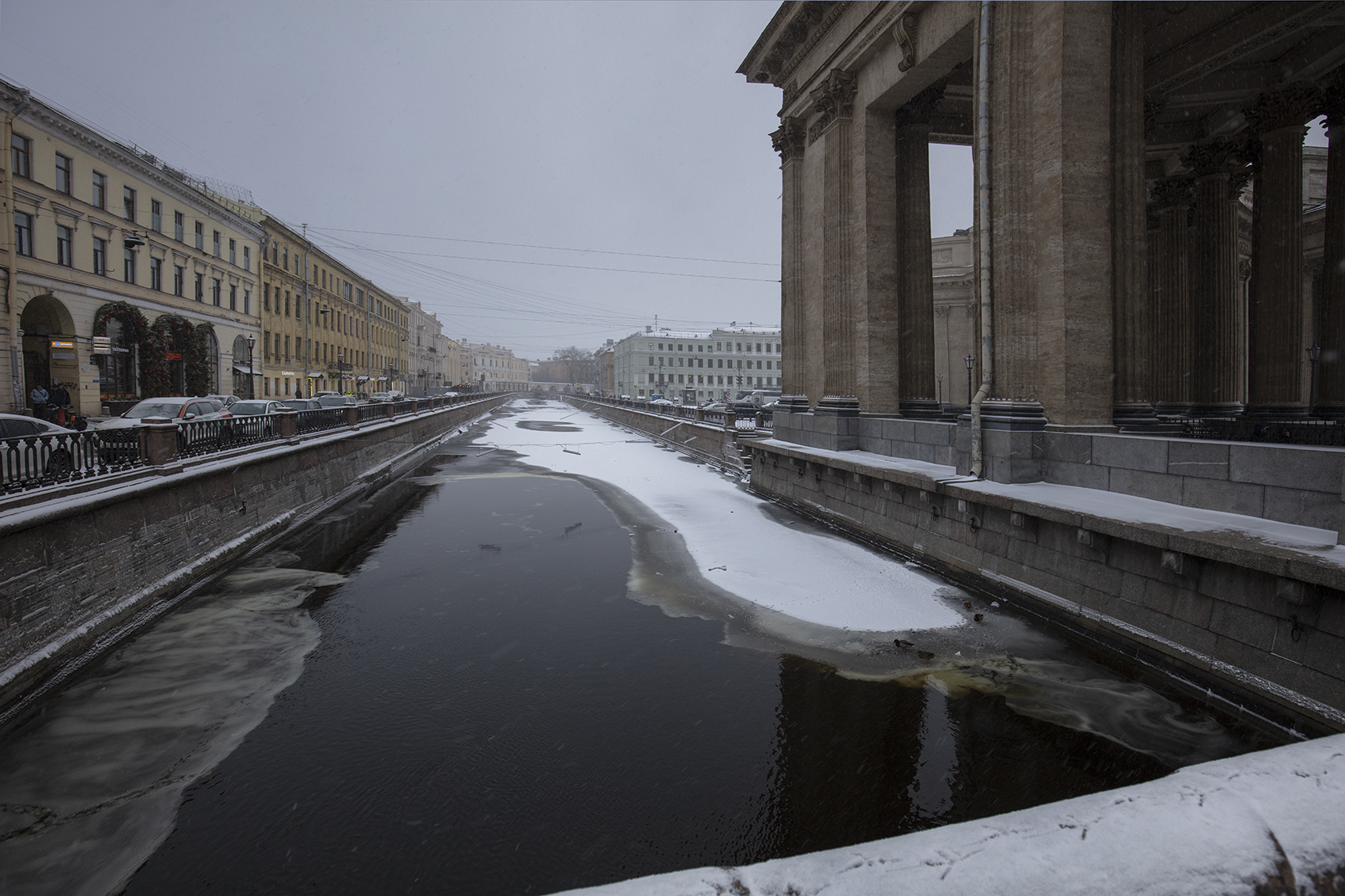 ,  александр михайлов