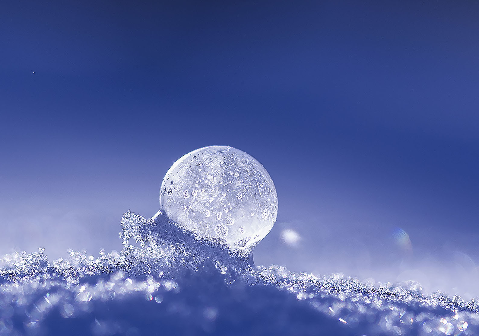 шар, волшебный шар,лёд, макро, зима, ice ball, macro, magic, winter, nature, Стукалова Юлия