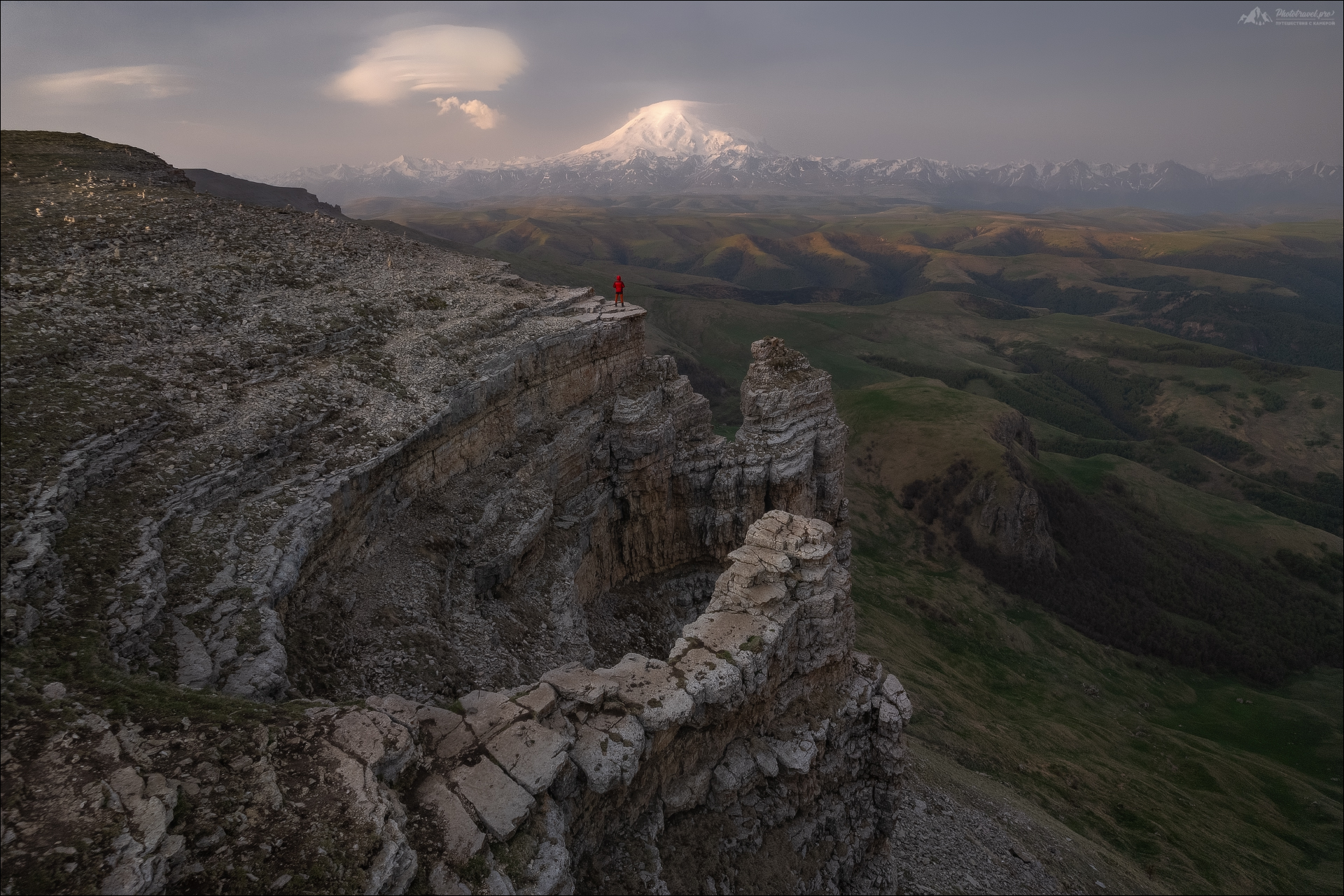 карачаево-черкессия, горы, главный кавказский хребет, панорама эльбруса, плато бермамыт, амфитеатр, эльбрус, фототур на кавказ, кчр, dji,, Влад Соколовский