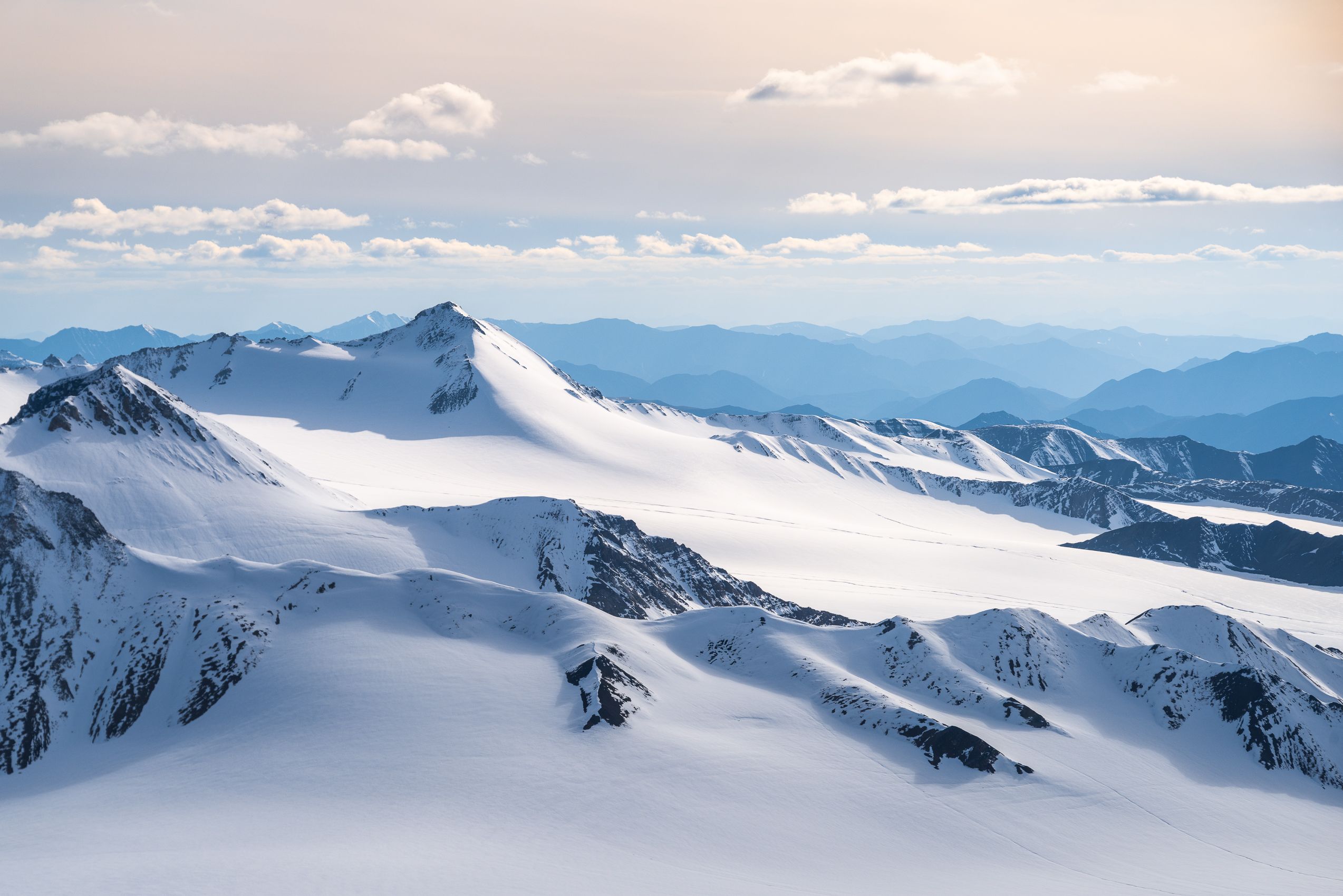 Якутия, Сунтар-Хаята, горы, снег, Evgeniy Khilkevitch