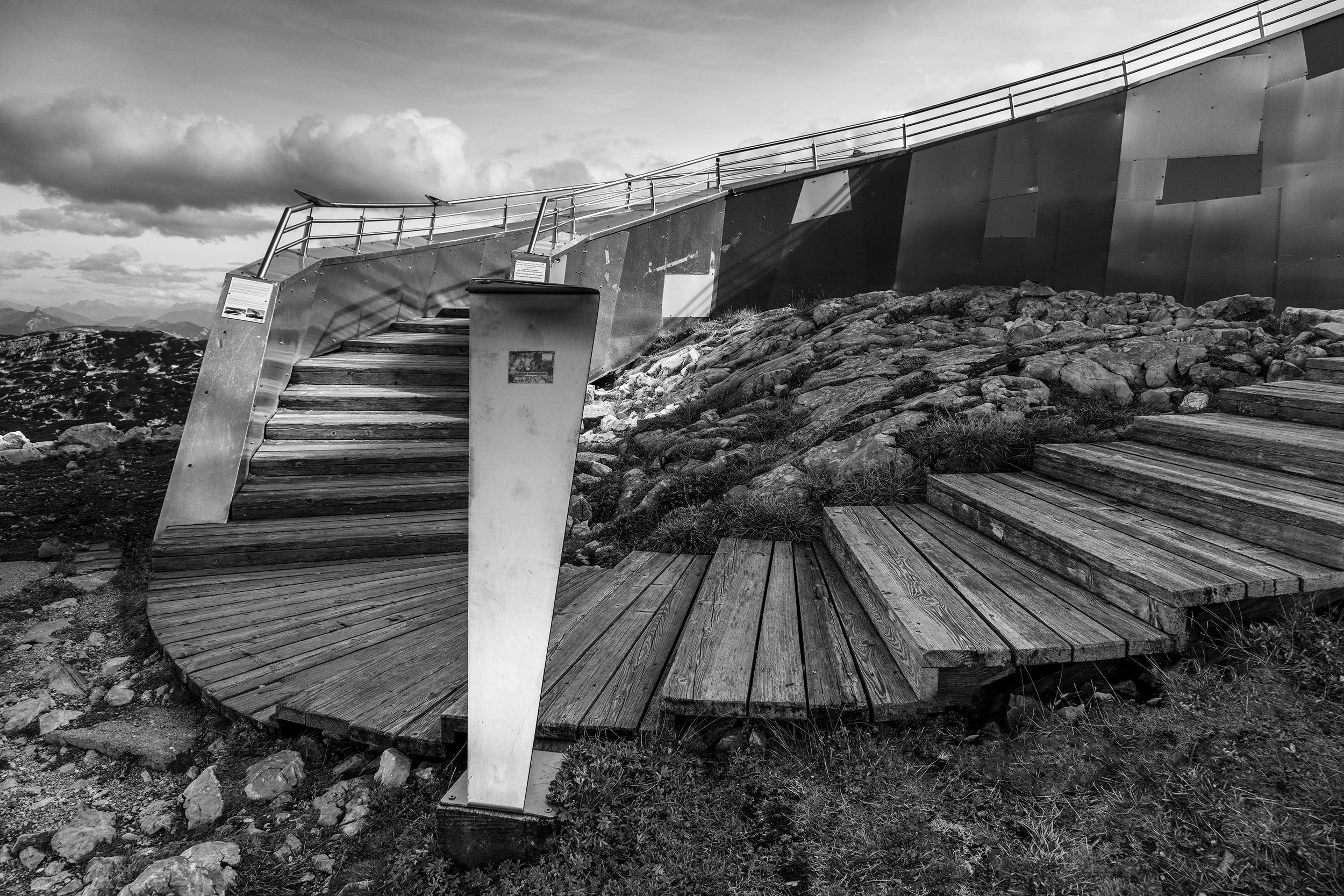 bw, b+w, circle, mountain, alps,,  Gregor