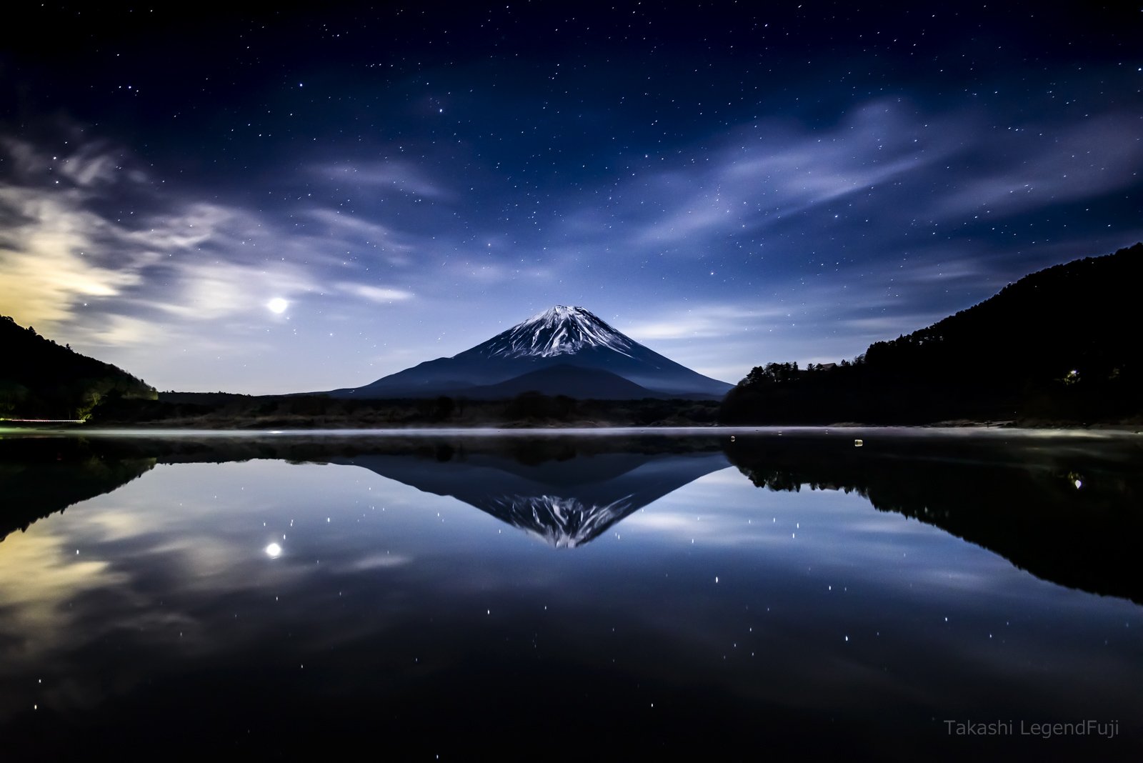 Fuji,mountain,Japan,lake, water,reflection,blue,sky,cloud,night,, Takashi