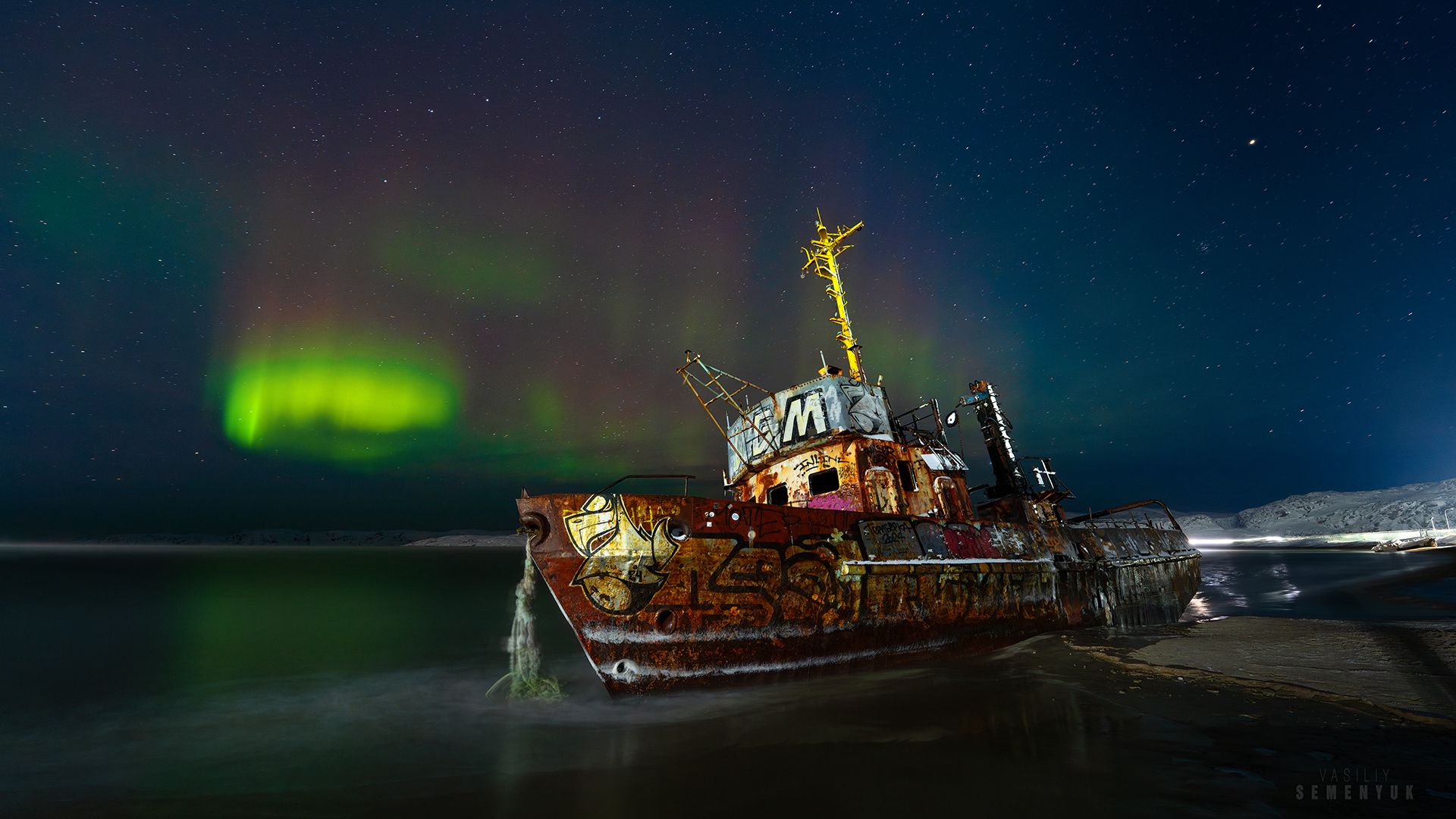 ночь, северное сияние, сейнер, кораблекрушение, ночь, море, териберка, кольский, Семенюк Василий