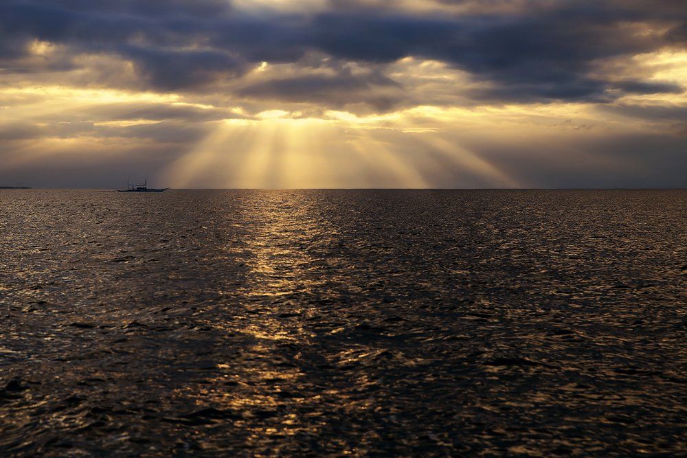 вода, горизонт, индийский океан, лодка, лучи, облака, тучи, ALLA SOKOLOVA