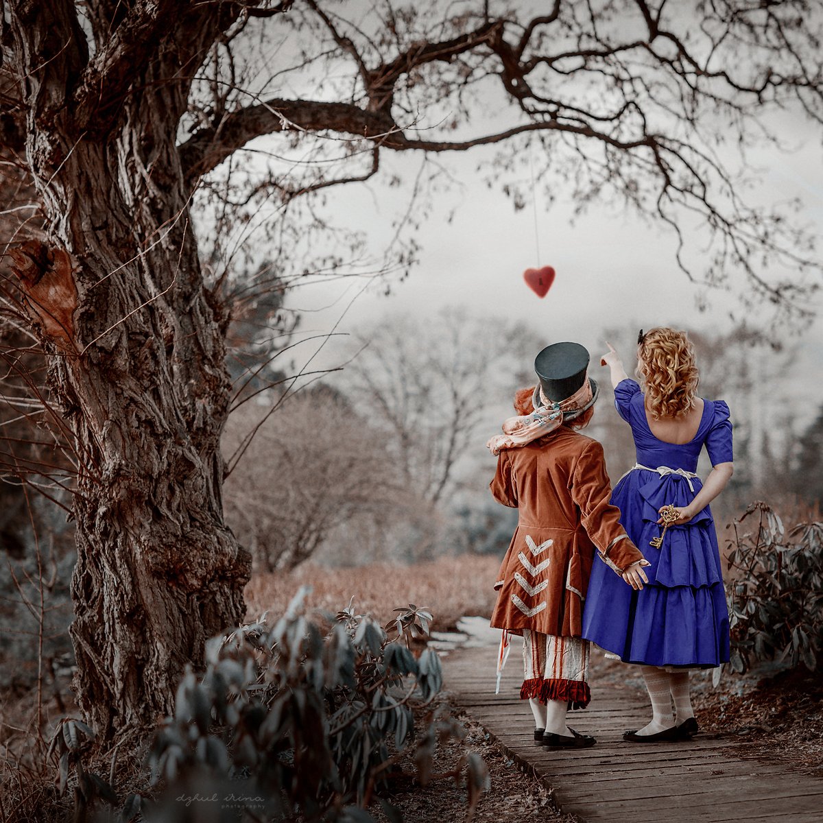 Alice in Wonderland, Dzhul irina, Fairy tale, Girl, Hat, Irinadzhul, People, Popular, Portrait, Tree, Ирина Джуль