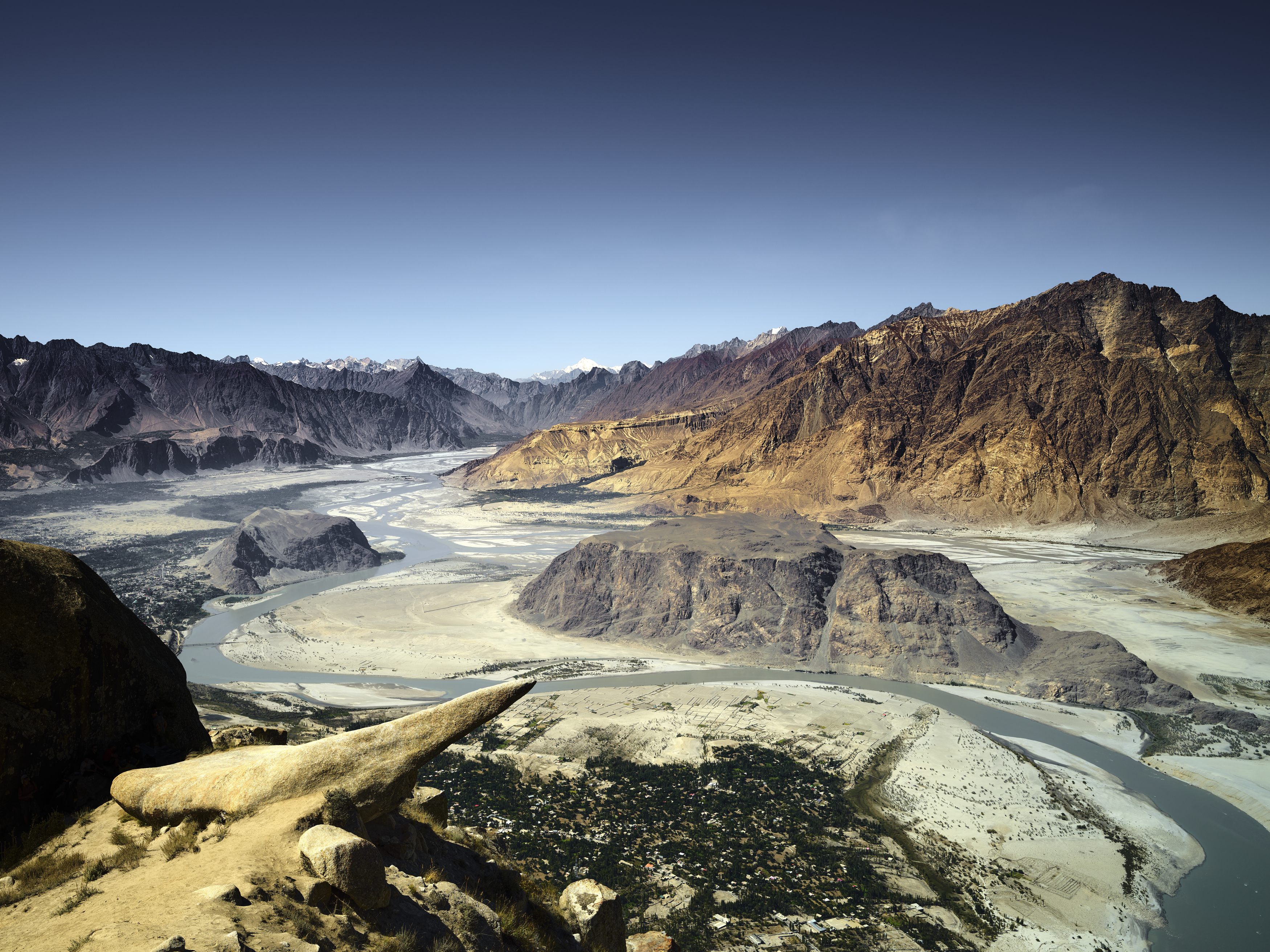 Mansur rock Pakistan travel Medium format Phase one 150 mpix mountain travel photography , Felix Ostapenko