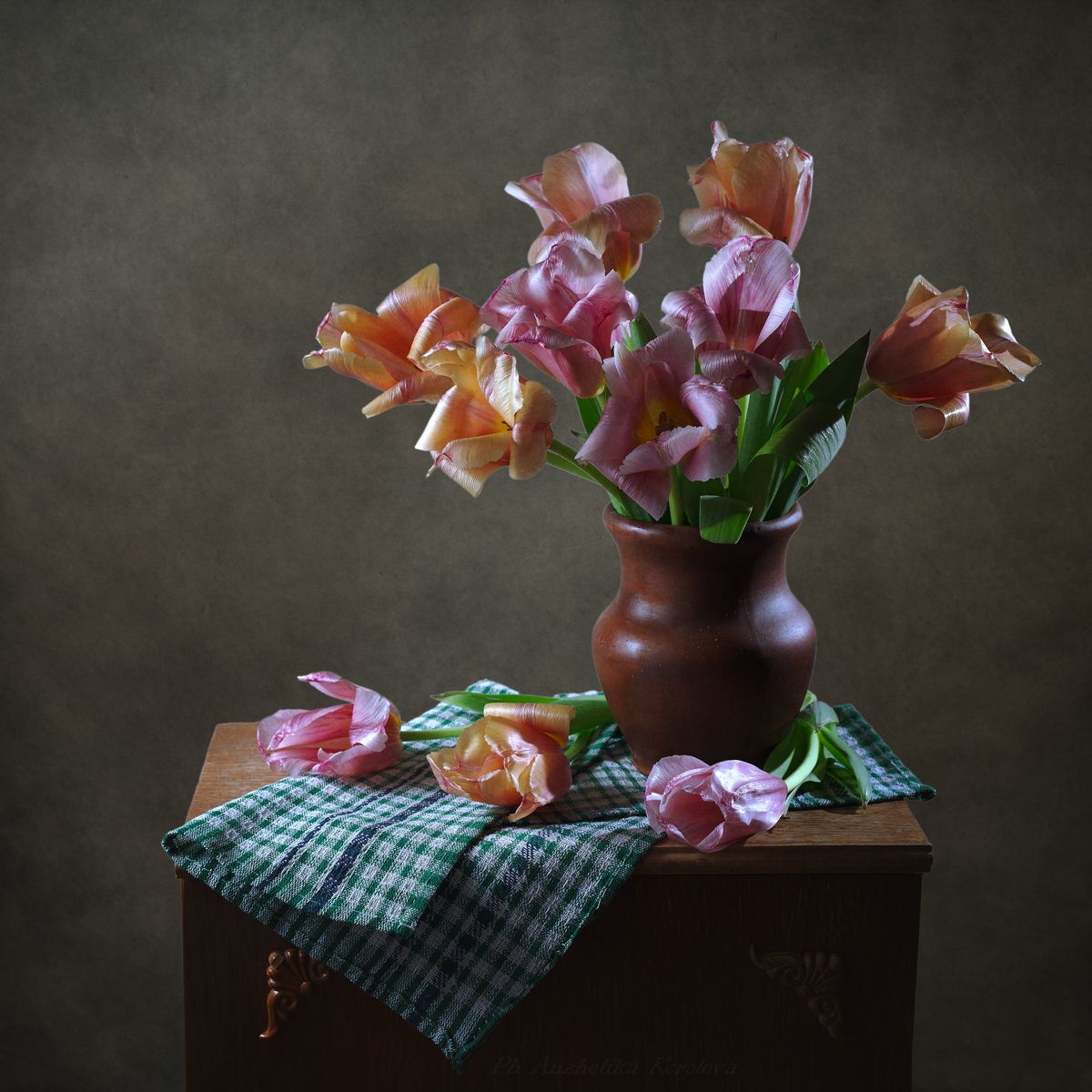 , Анжелика Королева