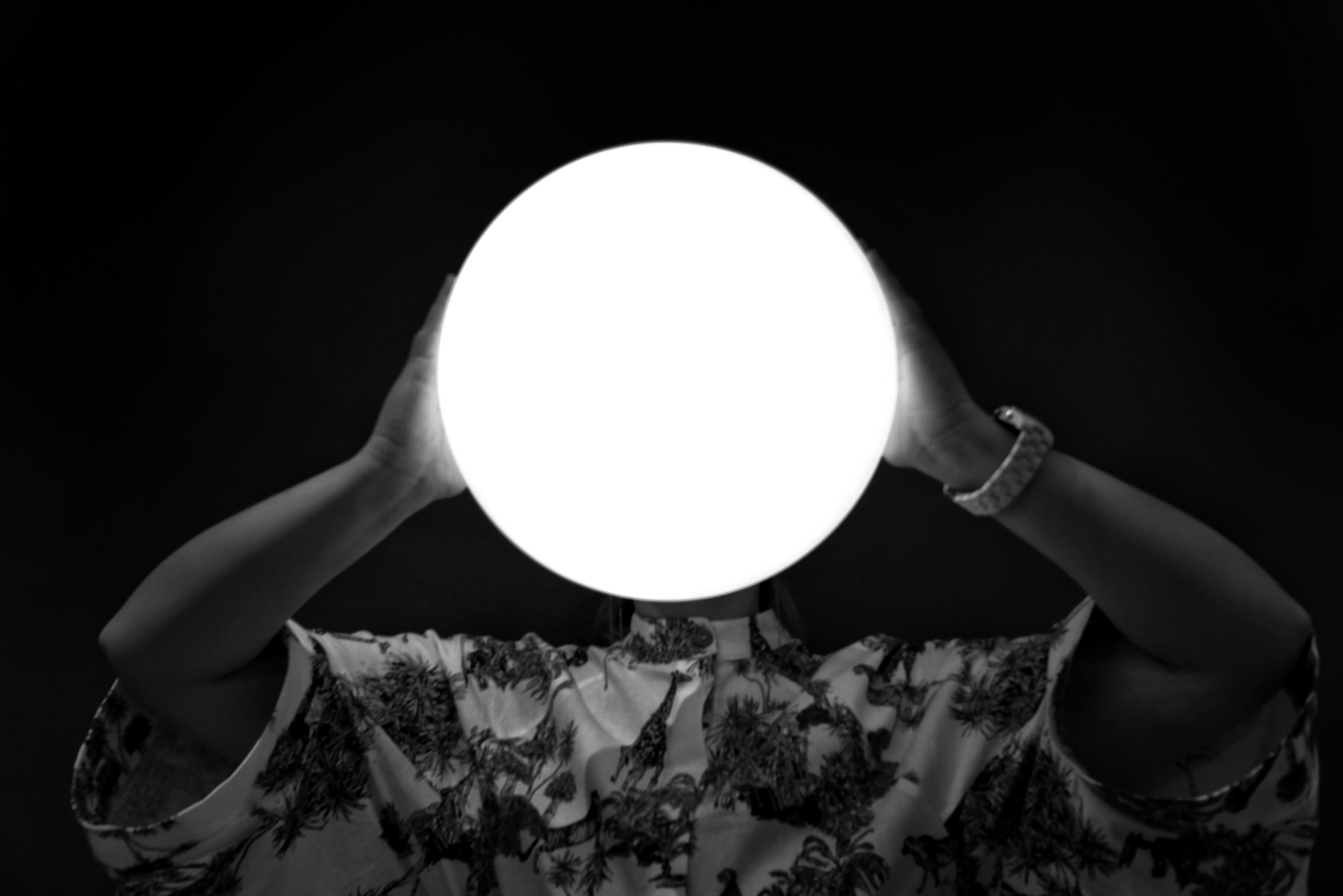 Свет, голова, тьма, Зорин Миша