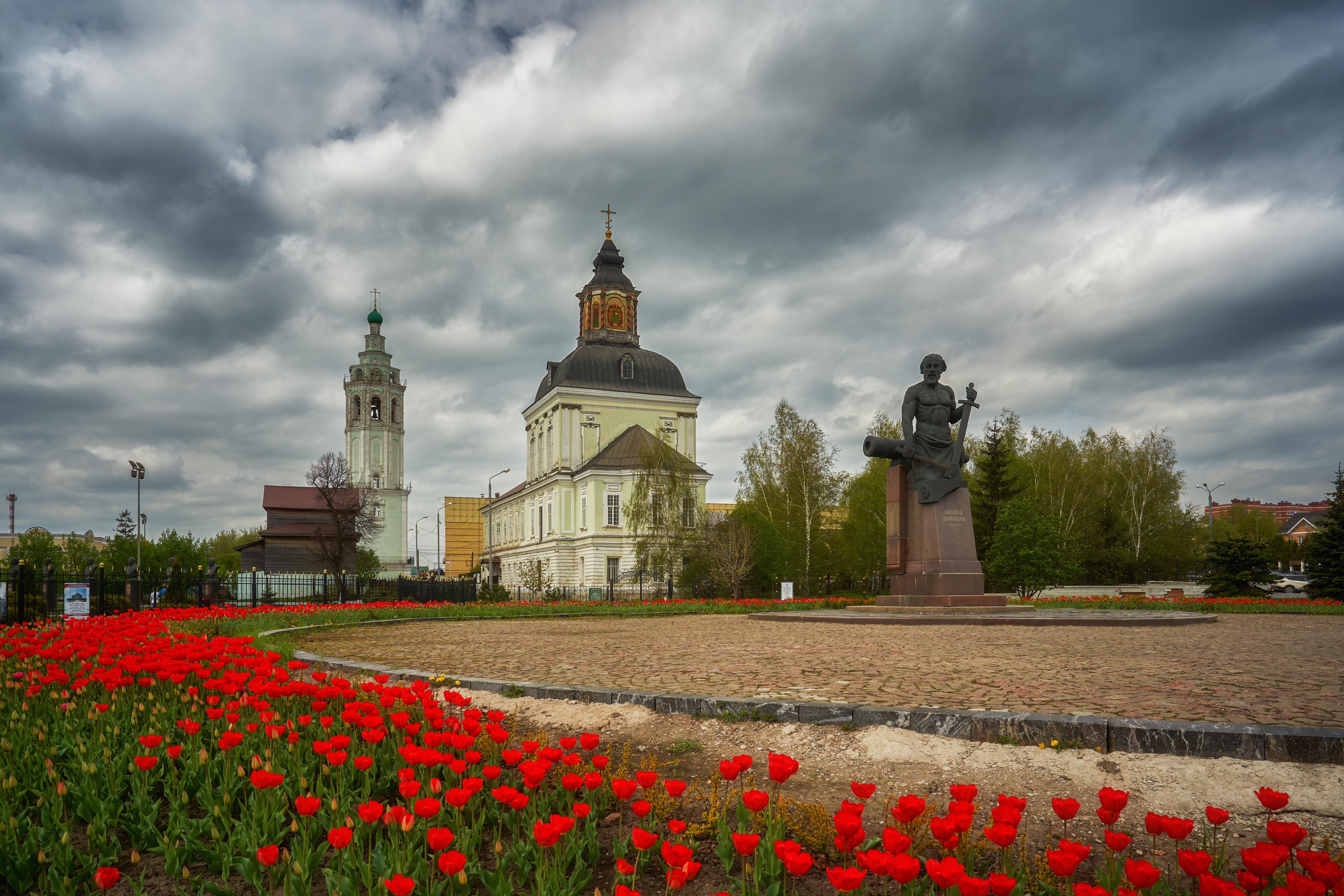 тула, городской пейзаж, церковь, клумба, памятник, Михаил Кудрявцев