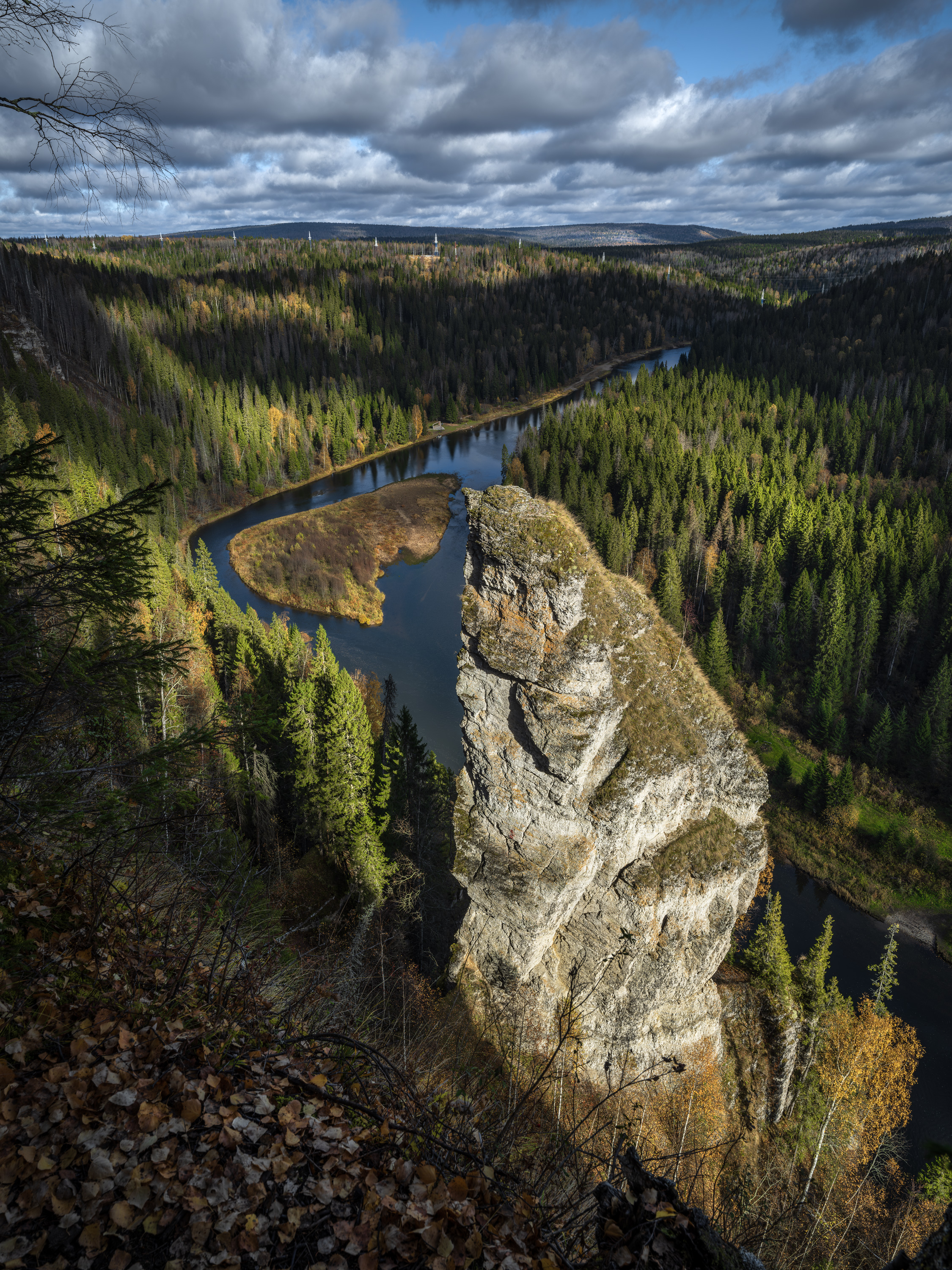 чертов палец, усьвинские столбы, усьва, пермский край, урал, Олег Зверев