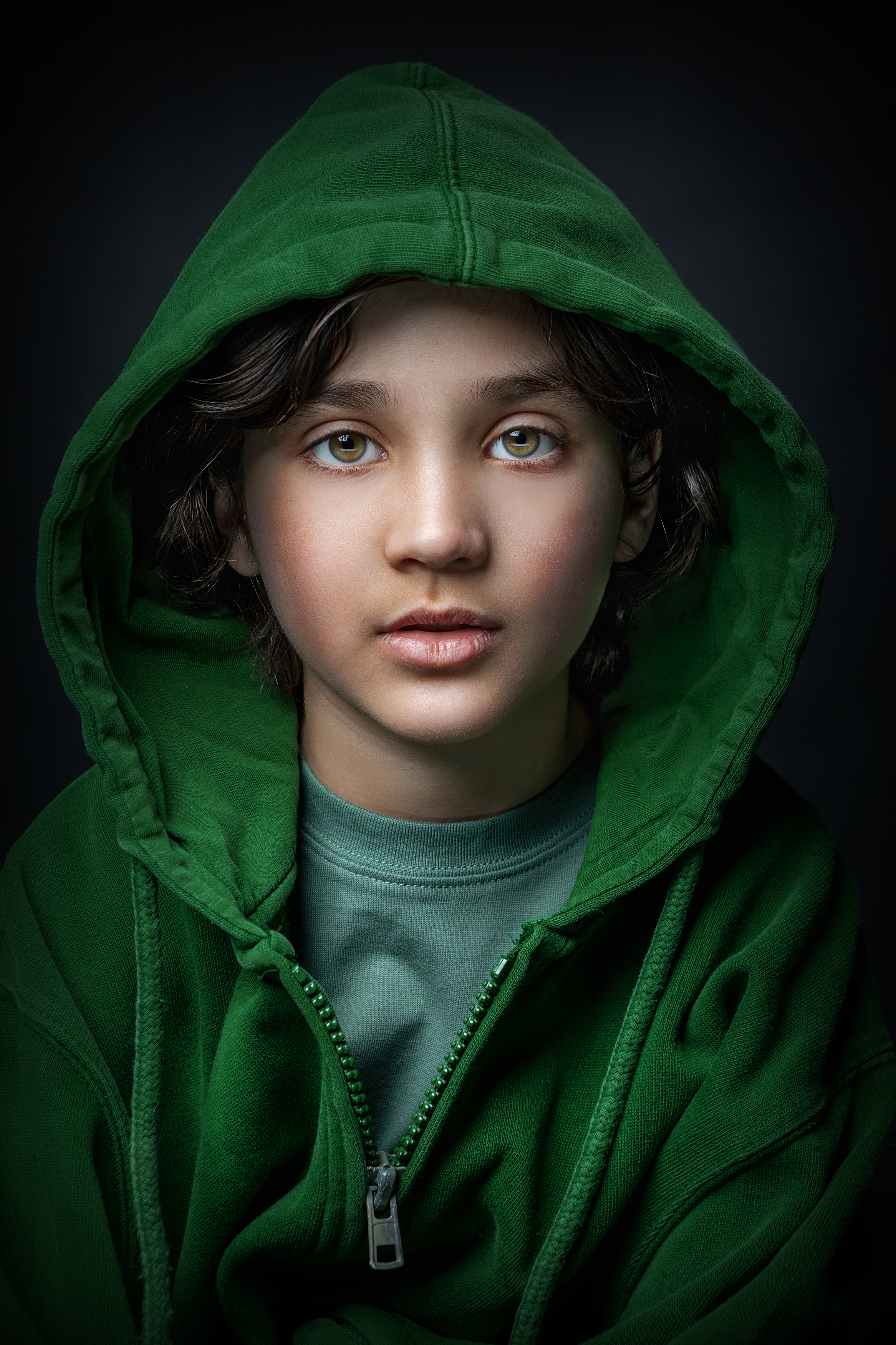 , Антон Леонов