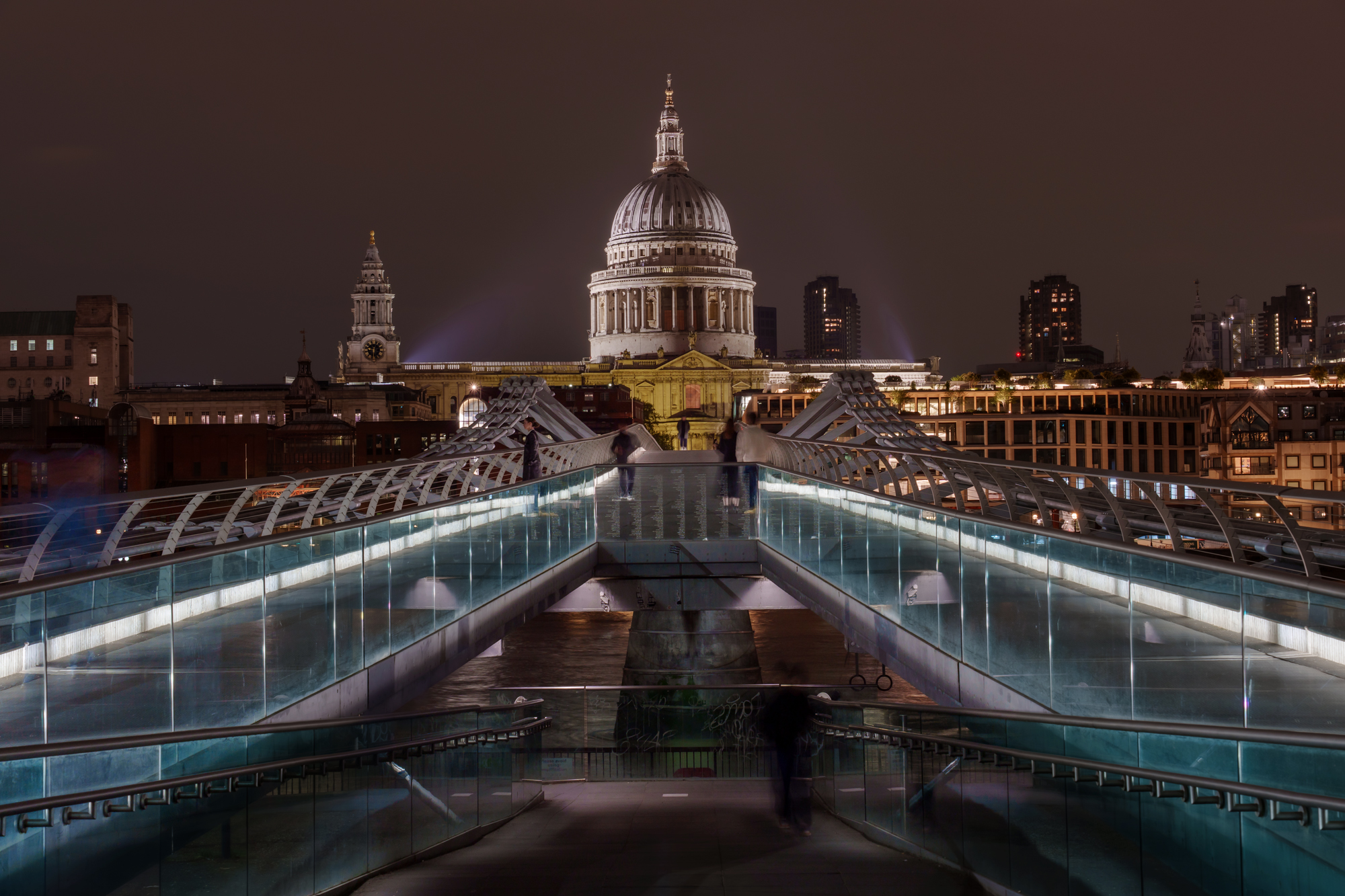 london, Добродий Михаил