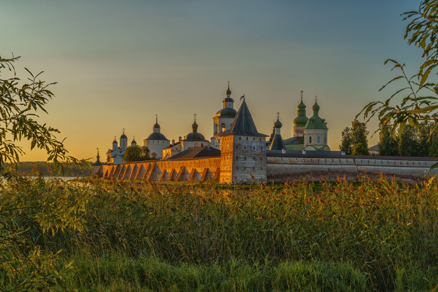 Россия,Вологда, Кирилло-Белозерский монастырь, Лариса Дука