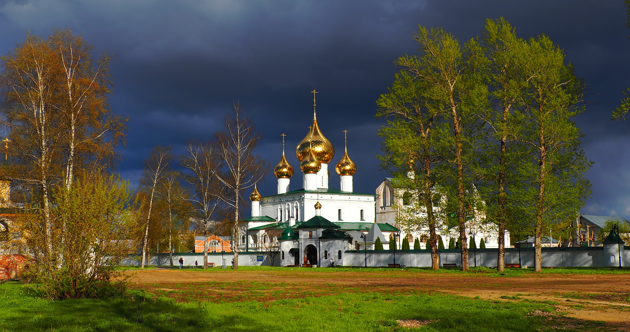 углич воскресенский монастырь, ANDREY PERESHEIN