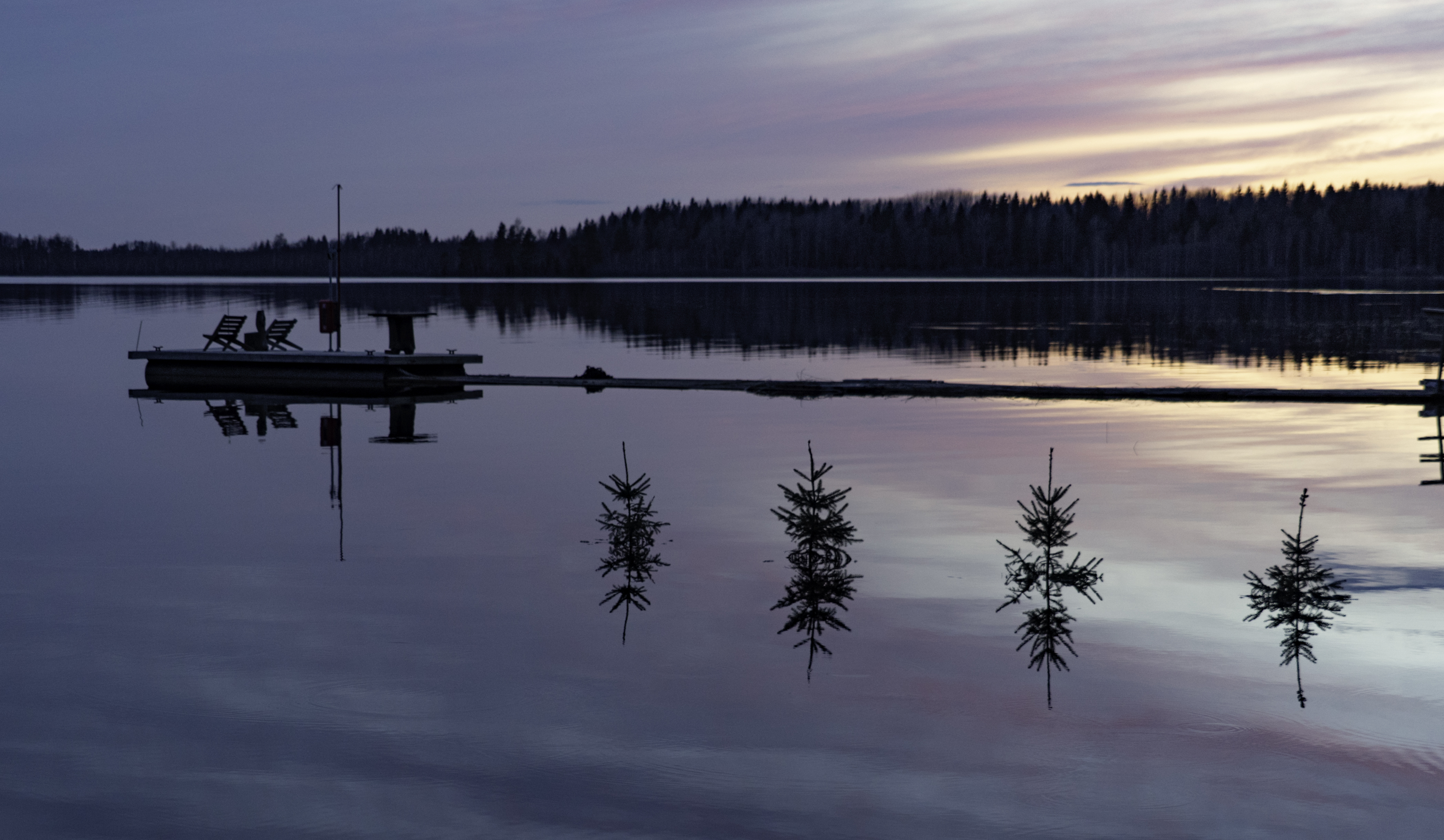 Россия, Новгородская область, Боровичи, озеро Шерегодра, закат, Гаврилов Юрий