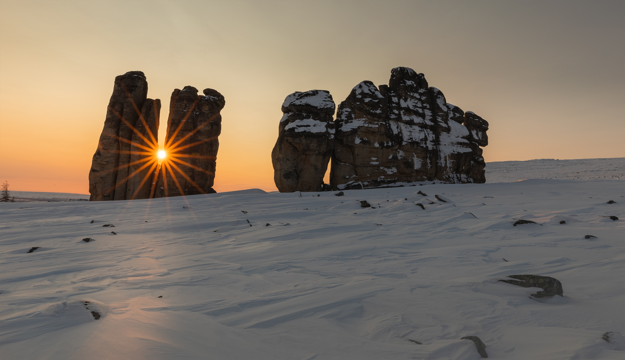 якутия, улахан-сис, закат, останцы, Потапов Сергей