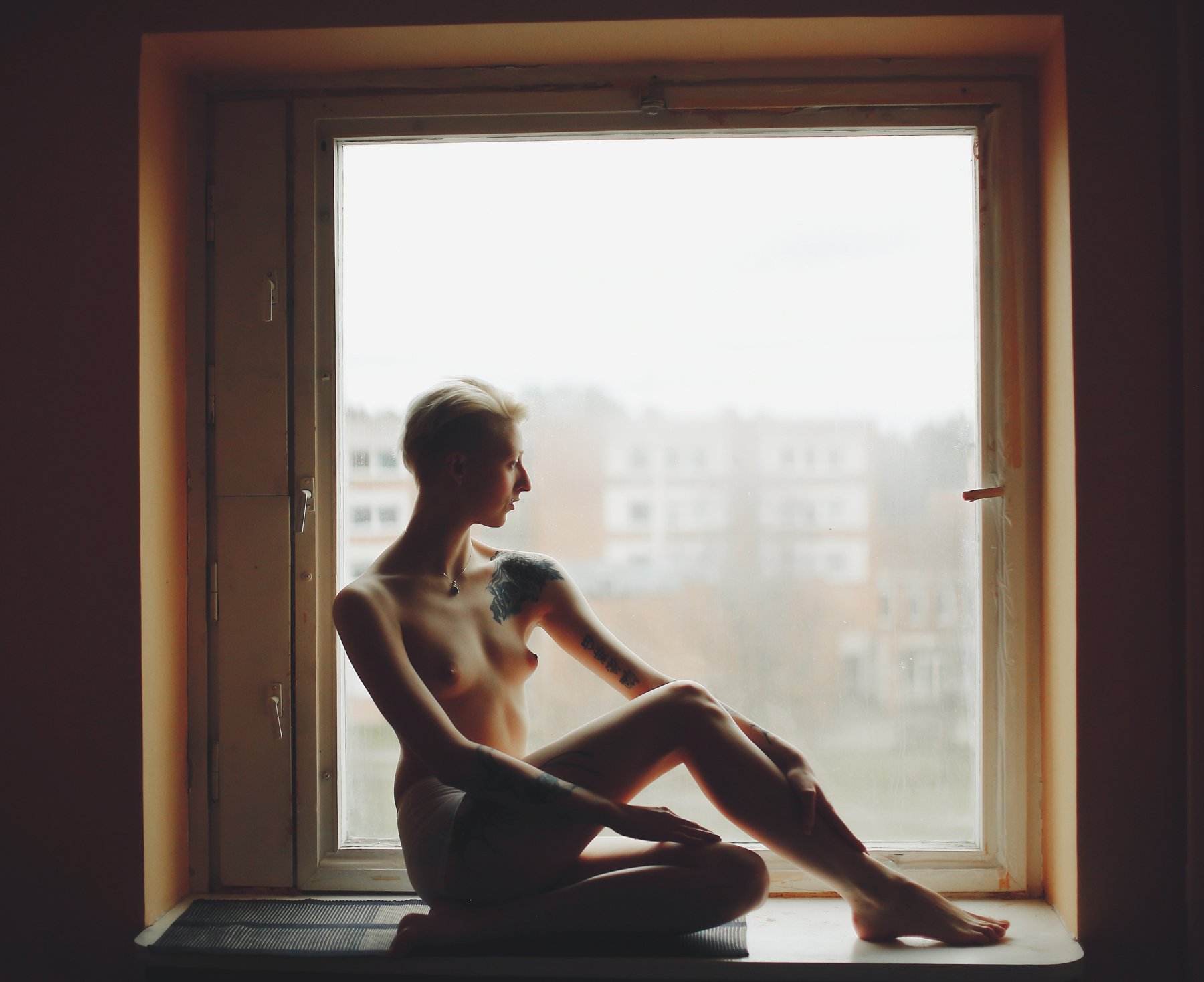 morning, window, girl, Marius Mork