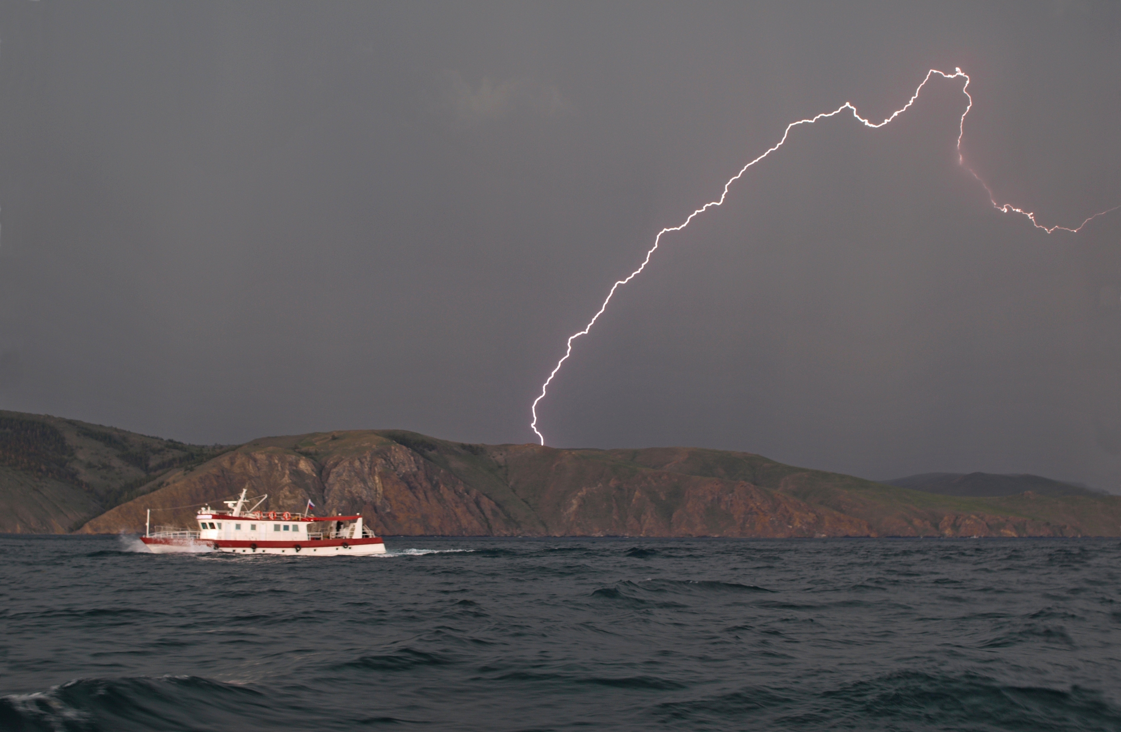 волны, пейзаж, вода, облака, тучи, вечер, озеро, Мурзинов Виктор