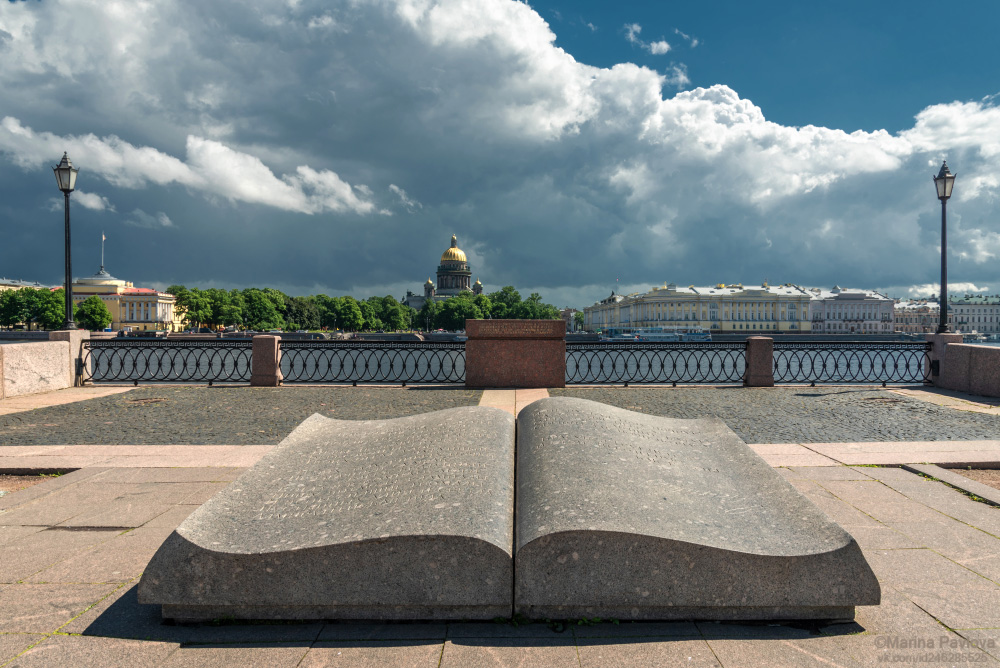город, архитектура, санкт-петербург, петербургу 322 года, памятник раскрытая книга, река нева, исаакиевский собор, Павлова Марина