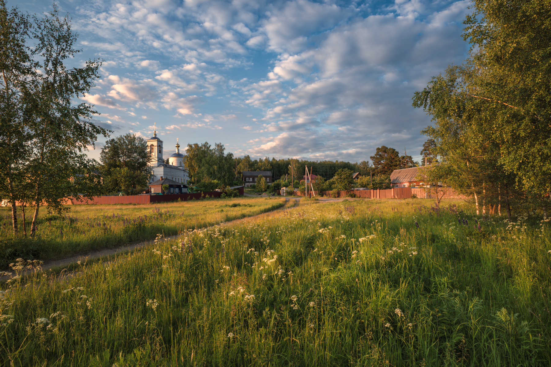 вечер,закат,деревня,церковь,небо,облака,свет, Виталий Полуэктов