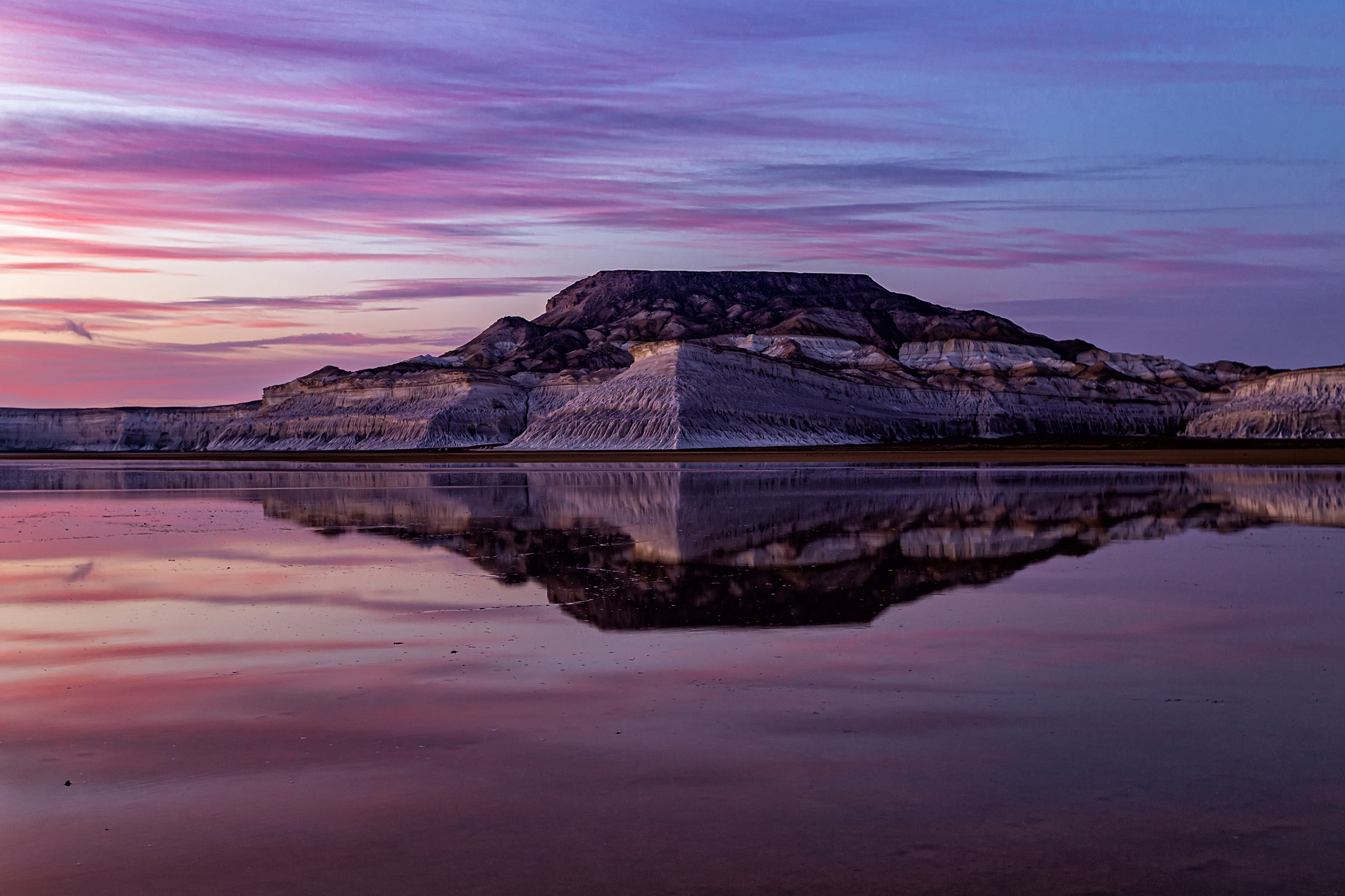 Айракты, Бозжира, Кокосем, Кокесем, Казахстан, Мангистау, Каньон, Тузбаир, отражение, Клыки, Корабль, Бокты, Лензбол, Арка, Закат, рассвет, день, пейзаж, долина шаров, яйца динозавров, Шергала, Тетис, Тирамису, Устюрт, Национальный парк, нацпарк, тучи, об, Евгений Бондарь