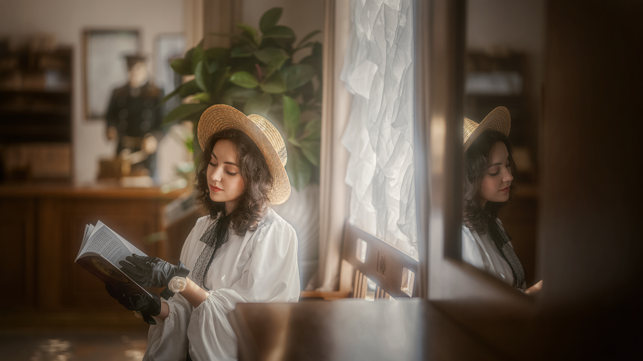 , Юрий Захаров