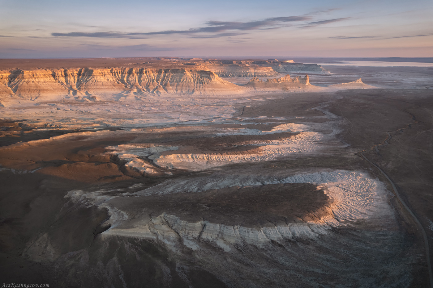 казахатан, мангистау, мангышлак, устюрт, бозжира, меловые горы, актау, Арсений Кашкаров