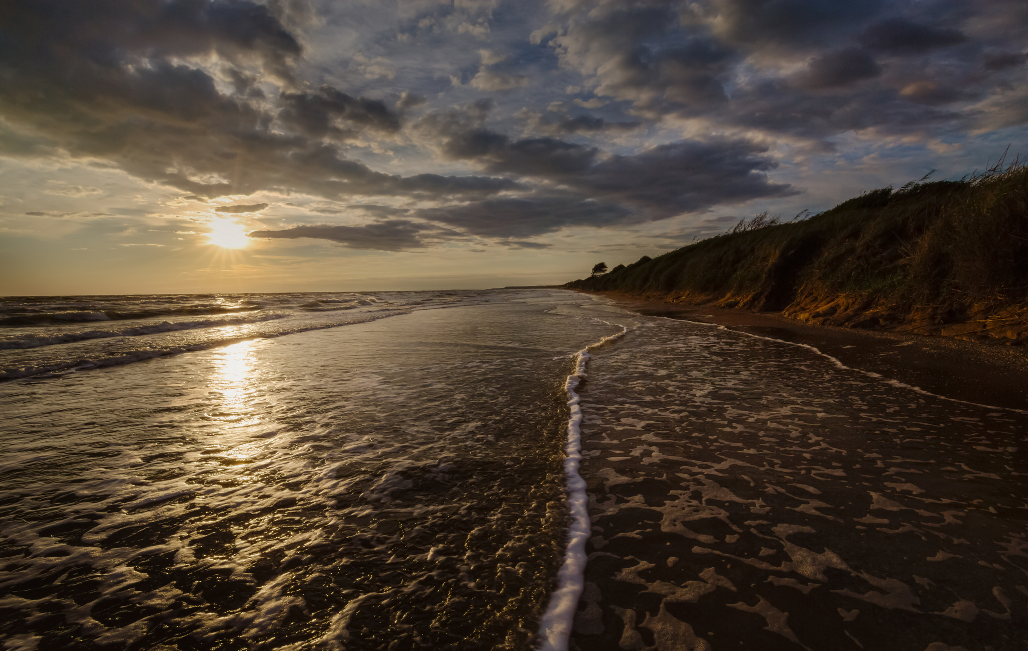 горы озеро пейзаж облака отражение утро осень, Мурзинов Виктор