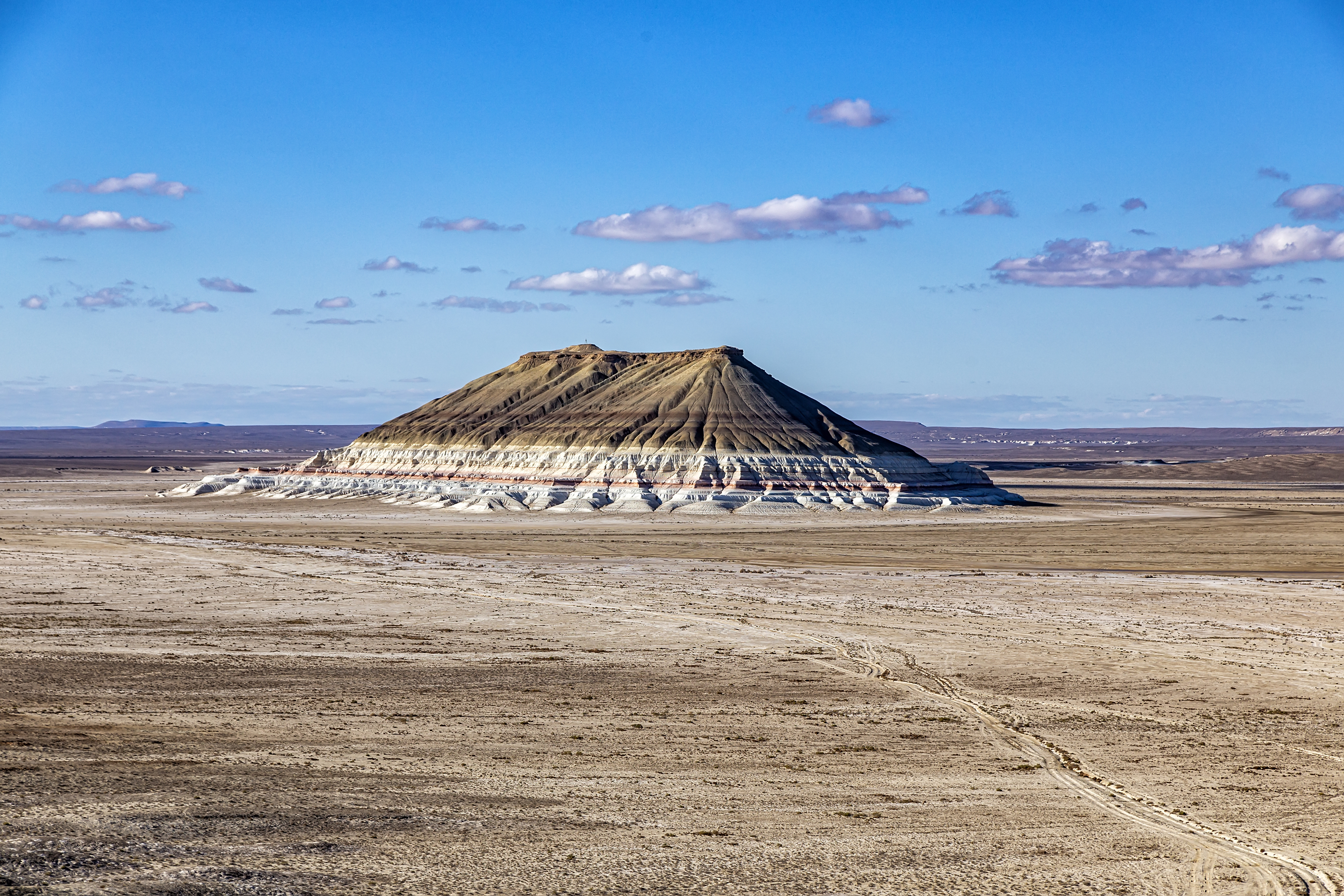 Айракты, Бозжира, Кокосем, Кокесем, Казахстан, Мангистау, Каньон, Тузбаир, отражение, Клыки, Корабль, Бокты, Лензбол, Арка, Закат, рассвет, день, пейзаж, долина шаров, яйца динозавров, Шергала, Тетис, Тирамису, Устюрт, Национальный парк, нацпарк, тучи, об, Евгений Бондарь