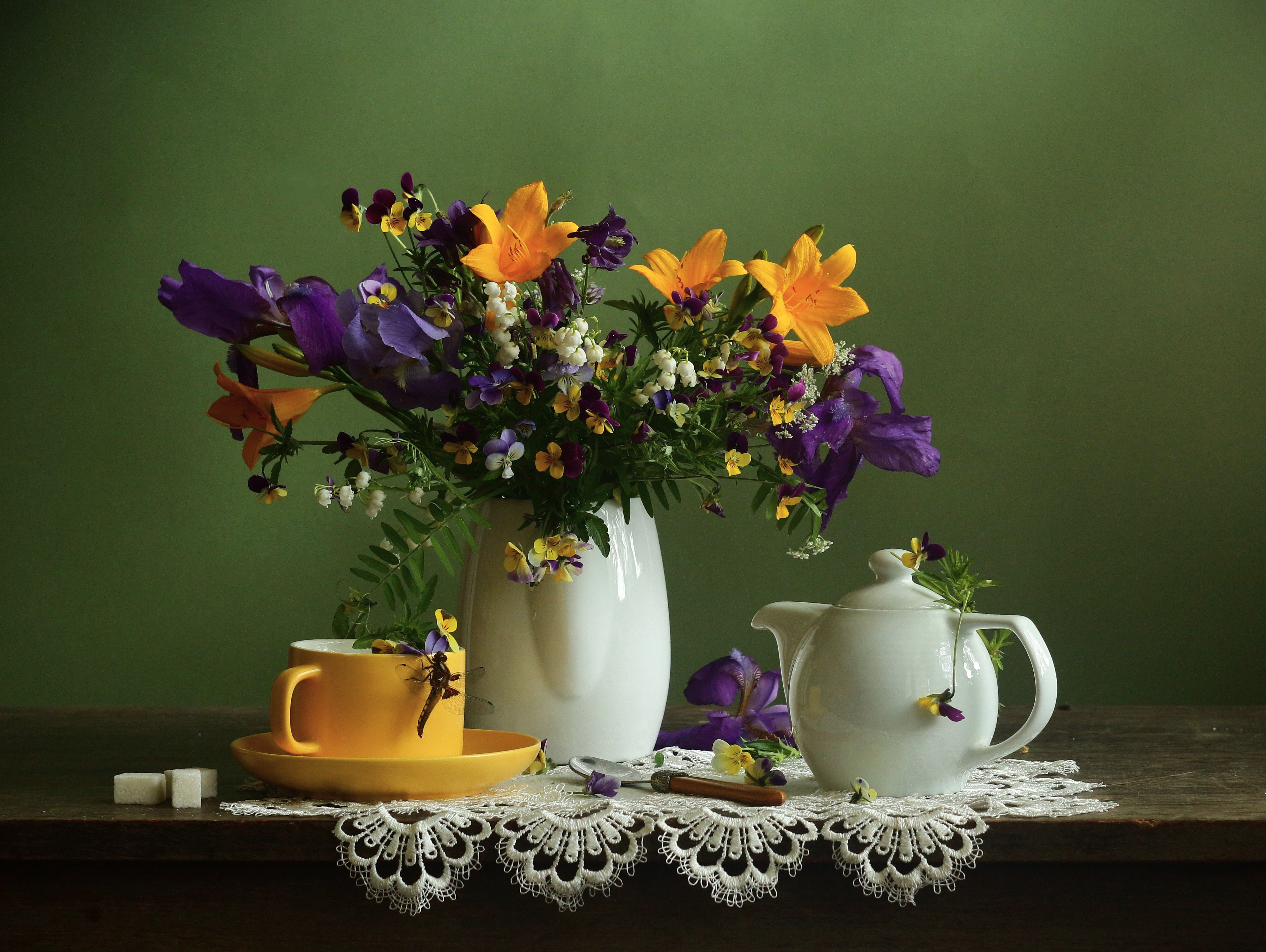 , Людмила Хрусталева*