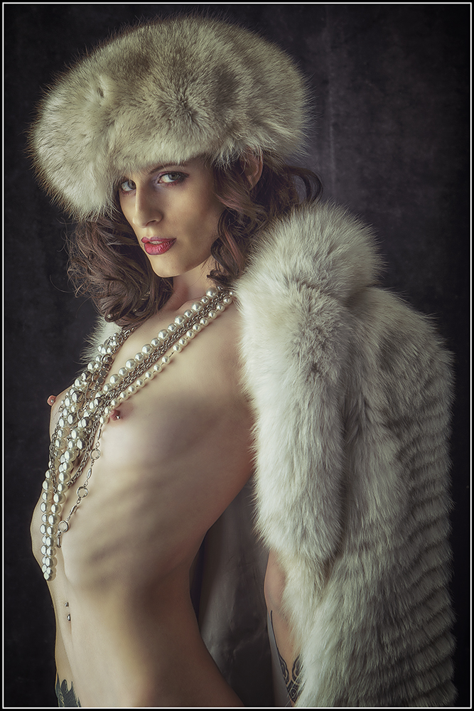 nude,fine art nude,naked,women,figure study,beauty,studio,sexy,breasts,erotic,sexy,sensual,, Magicc Imagery