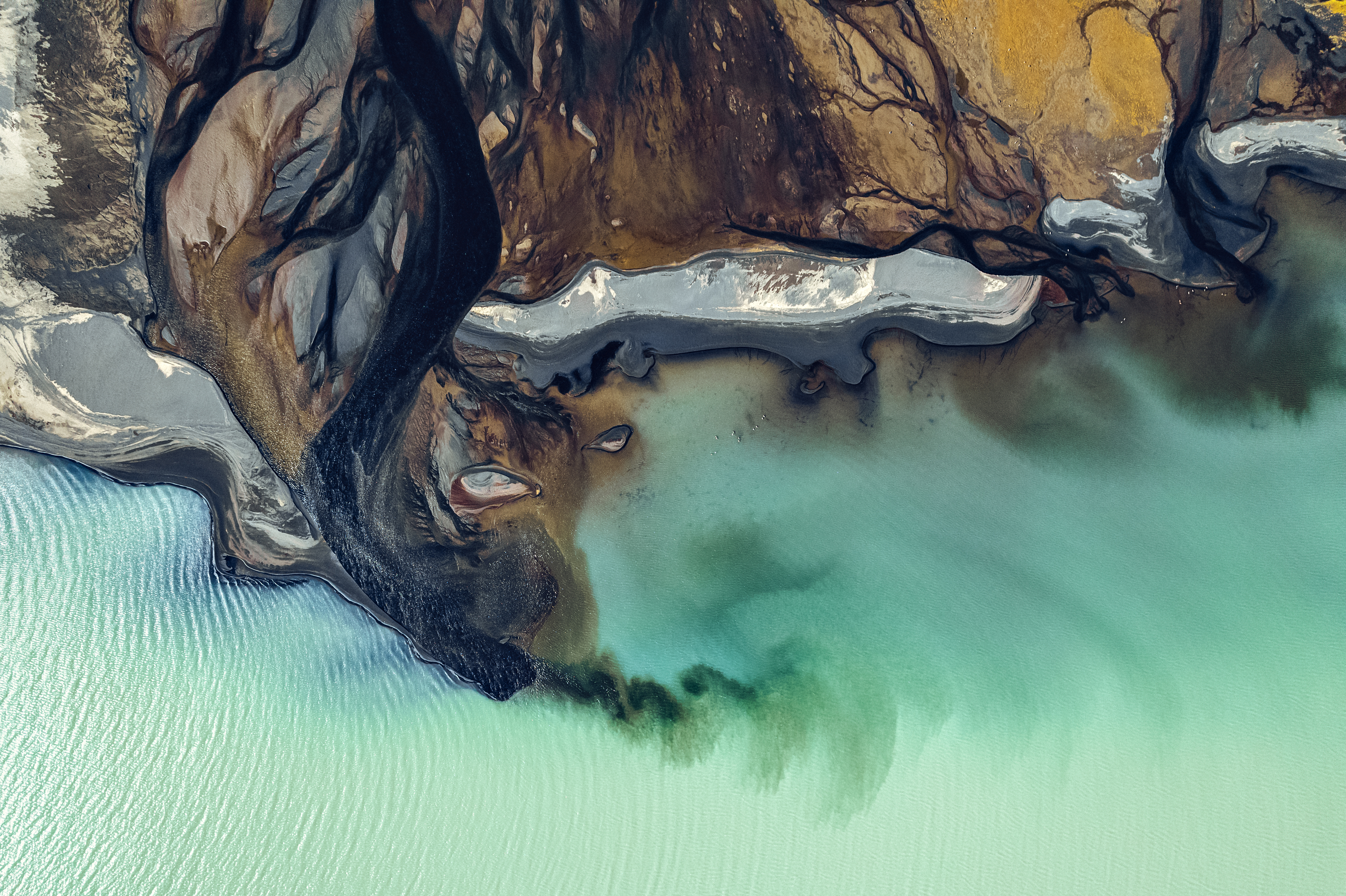 iceland, river, textures, black river, venom, drone, braided rivers, nature, travel, explore, scenic, dji, air2s , Matikas Julius