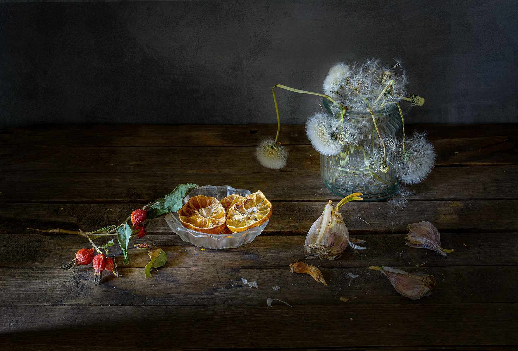 шиповник, лимон, чеснок, одуванчики, увядание, ваза, розетка, Алексей Бычков