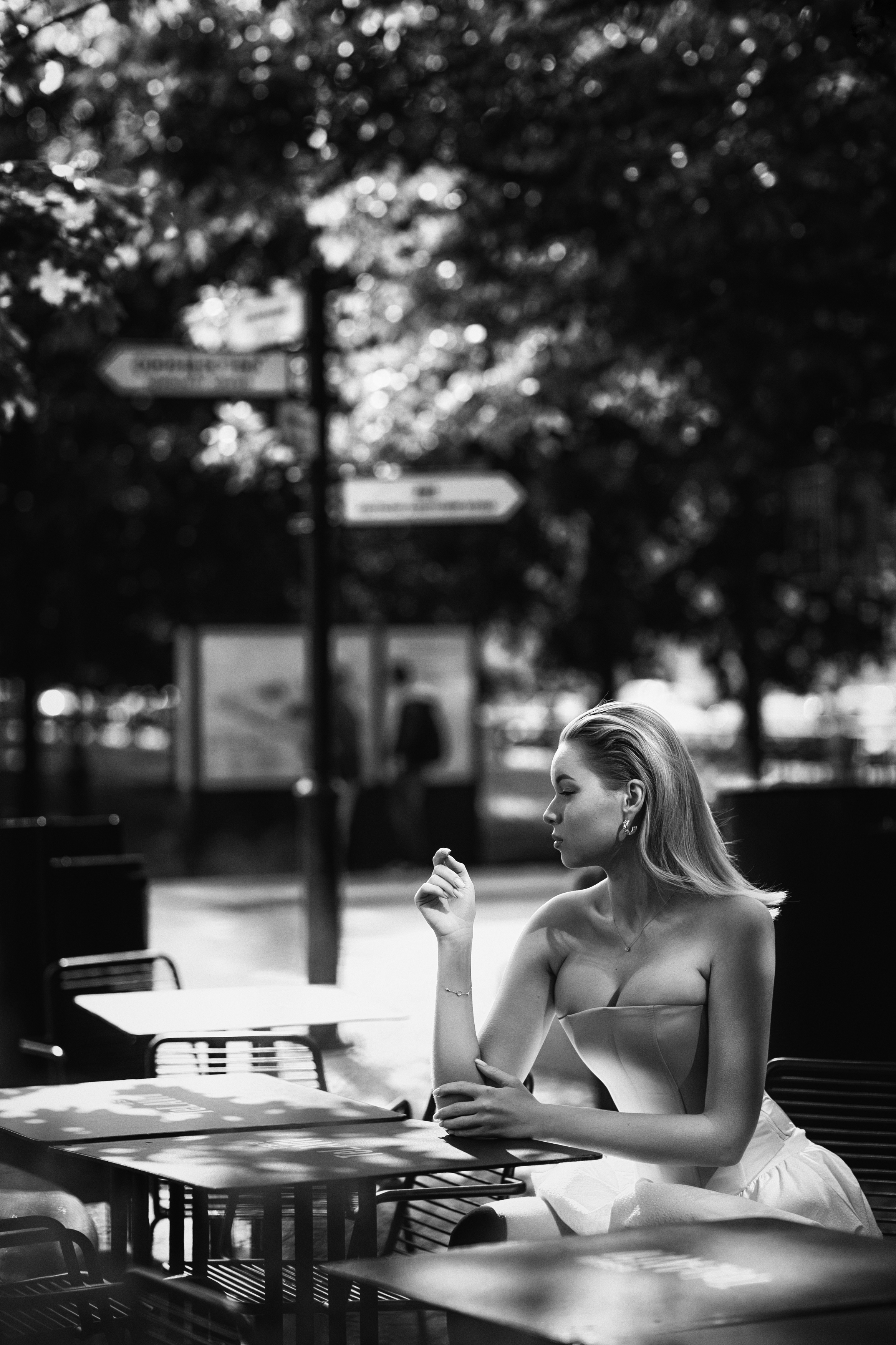 молодая девушка, городской стиль, дворы, на открытом воздухе, Алексей Плешков