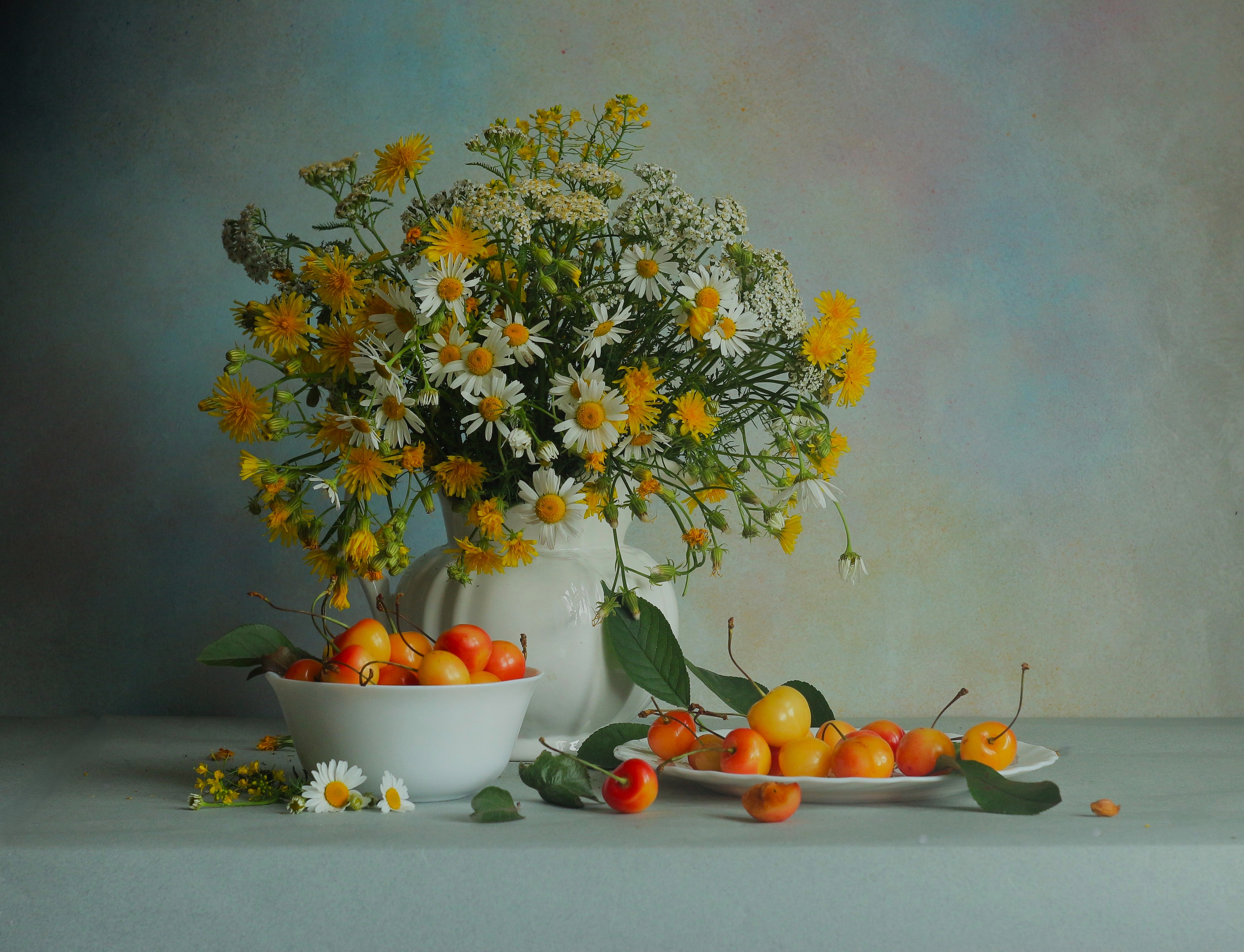 , Людмила Хрусталева*