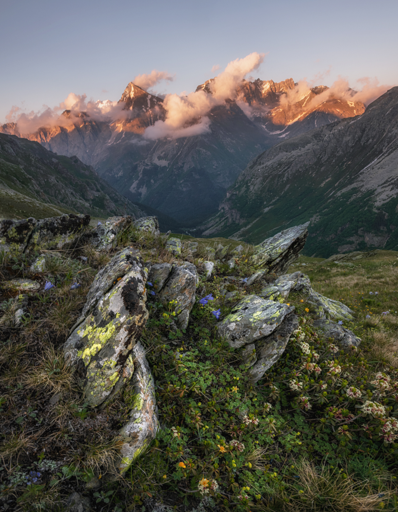 карачаеао черкесия, узункол, долина, мырды, озеро, вечер, Мысливцев Николай