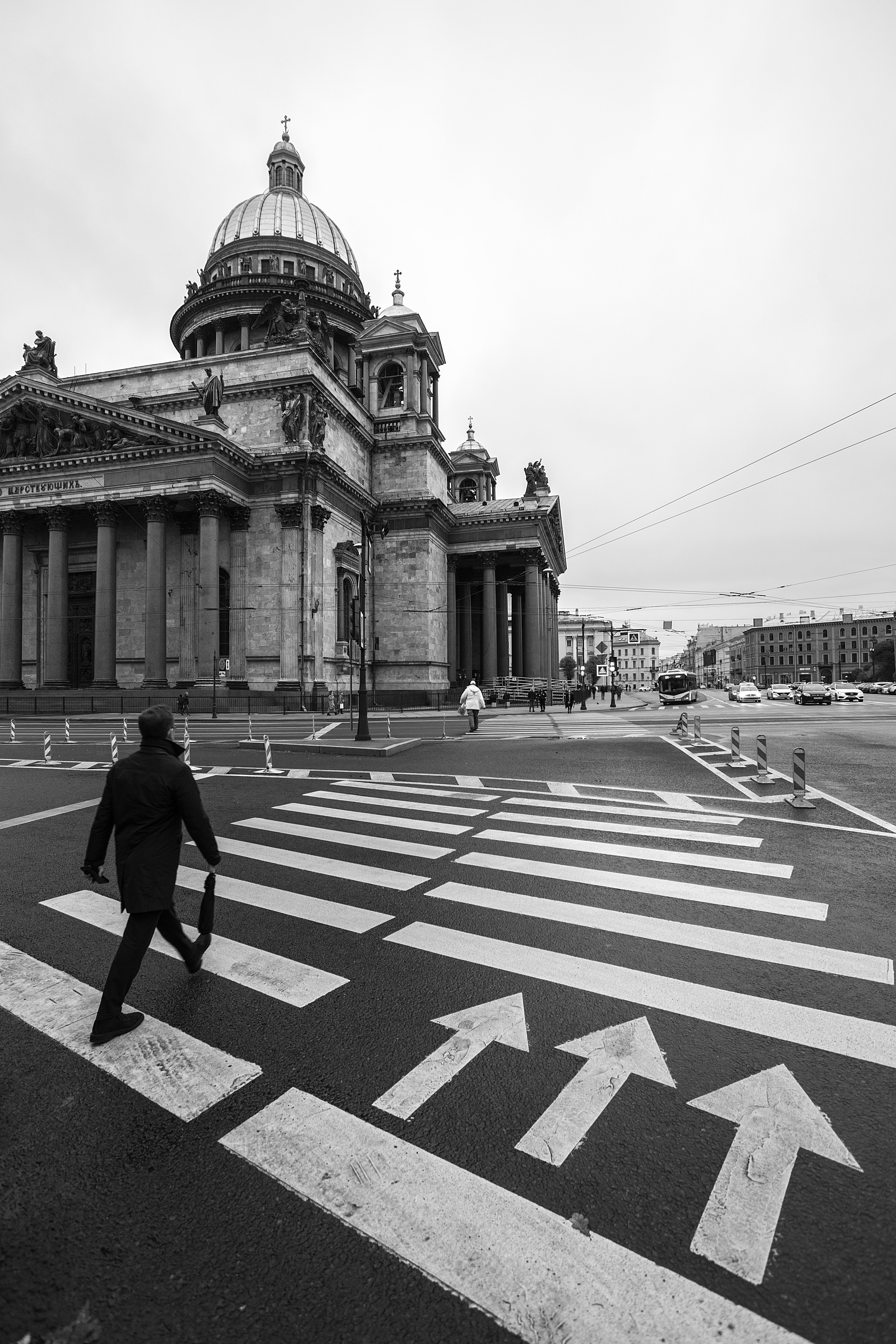 чб, уличная фотография, исакиевский собор, Калашников Максим