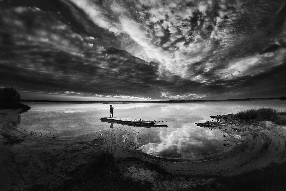 вода, отражение, мальчик, небо, облака, плот, Татьяна Афиногенова