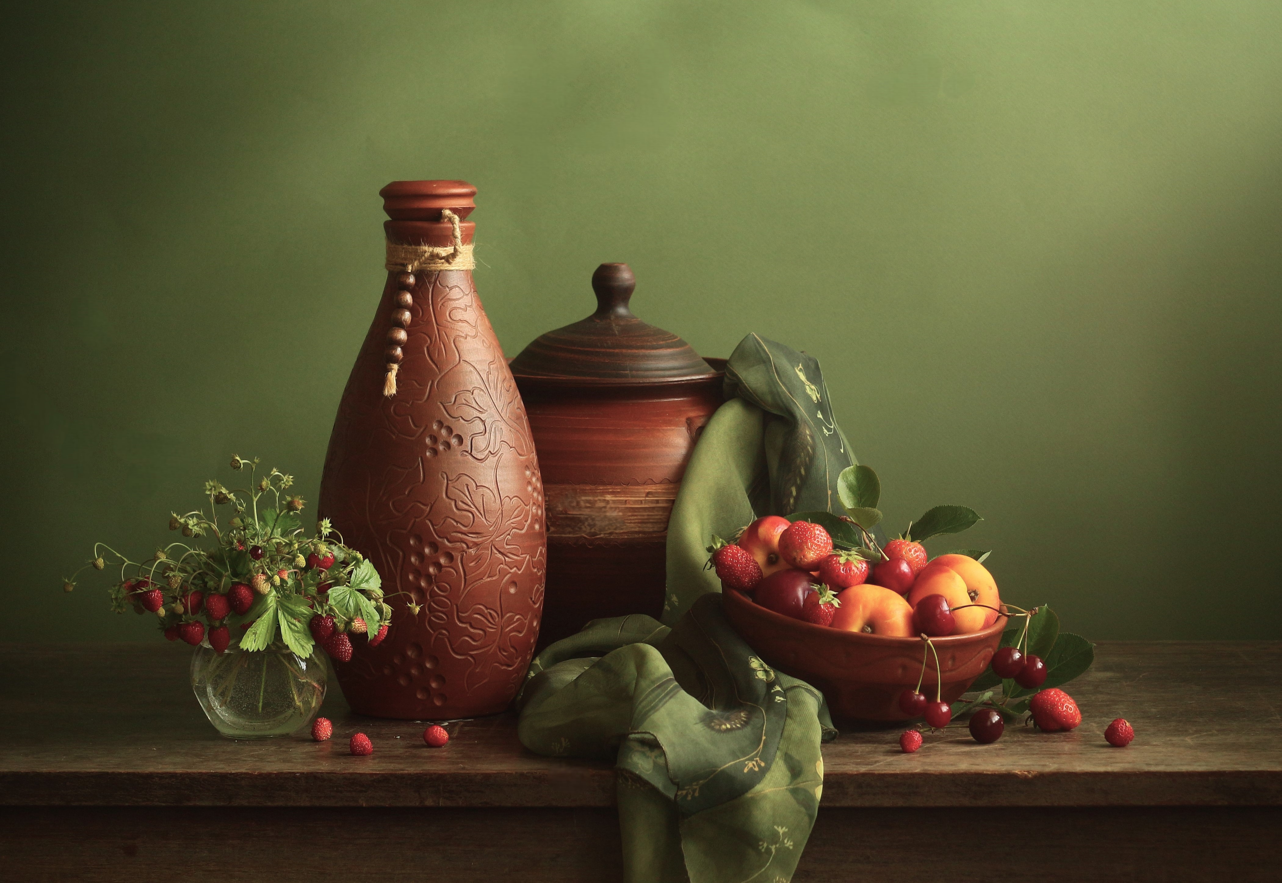 , Людмила Хрусталева*