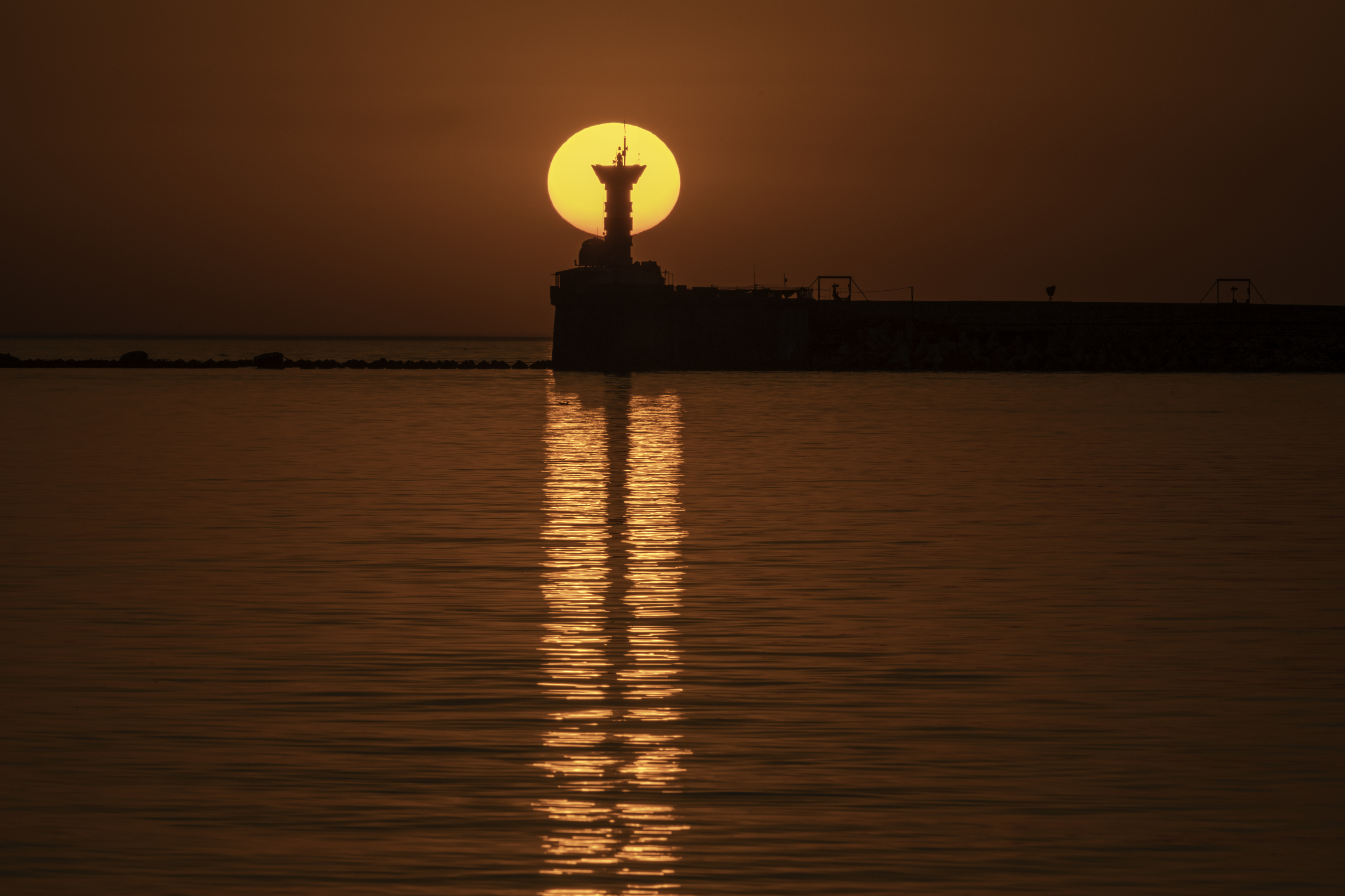 Россия, Крым, Севастополь, Севастопольская бухта, Северный мол, закат, Гаврилов Юрий