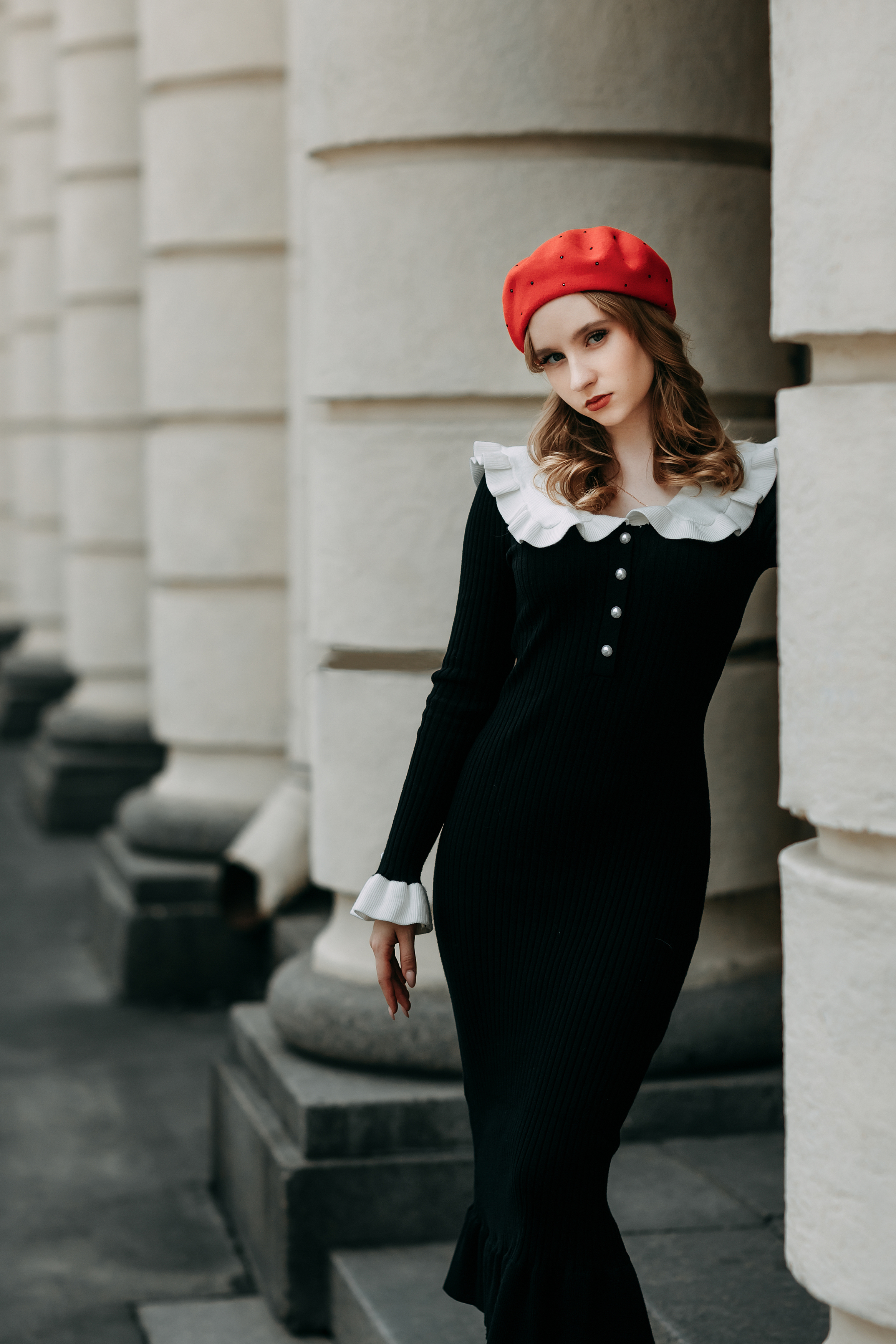 молодая девушка, городской стиль, дворы, на открытом воздухе, Алексей Плешков