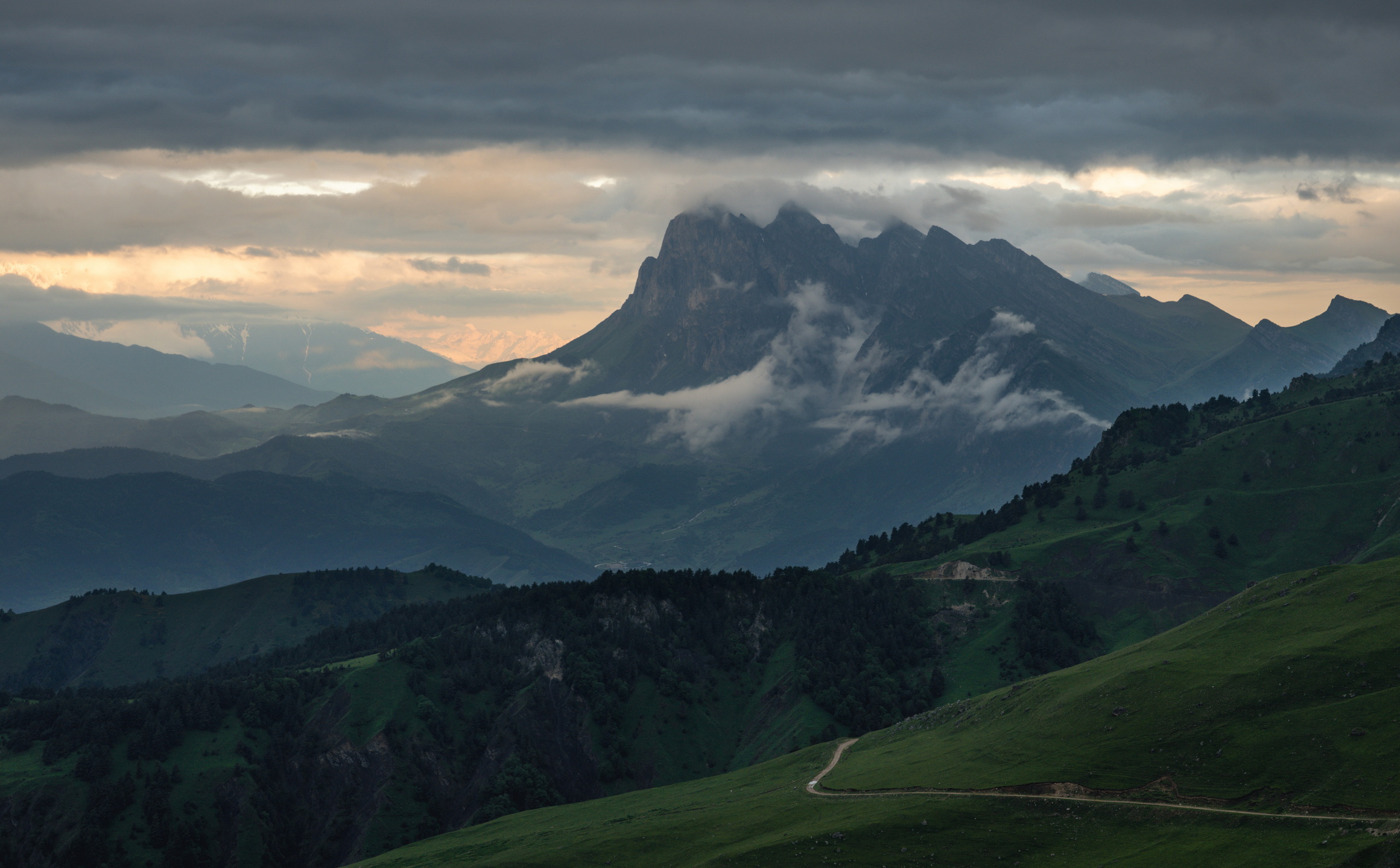 , Дэм Константин