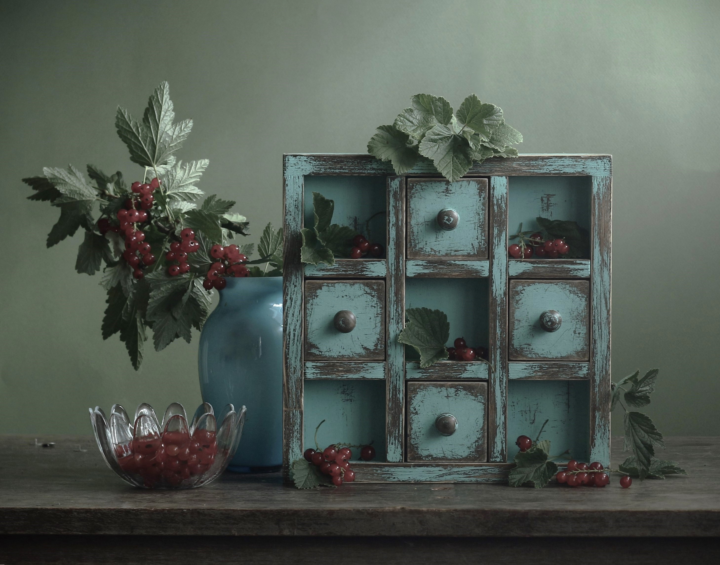 , Людмила Хрусталева*