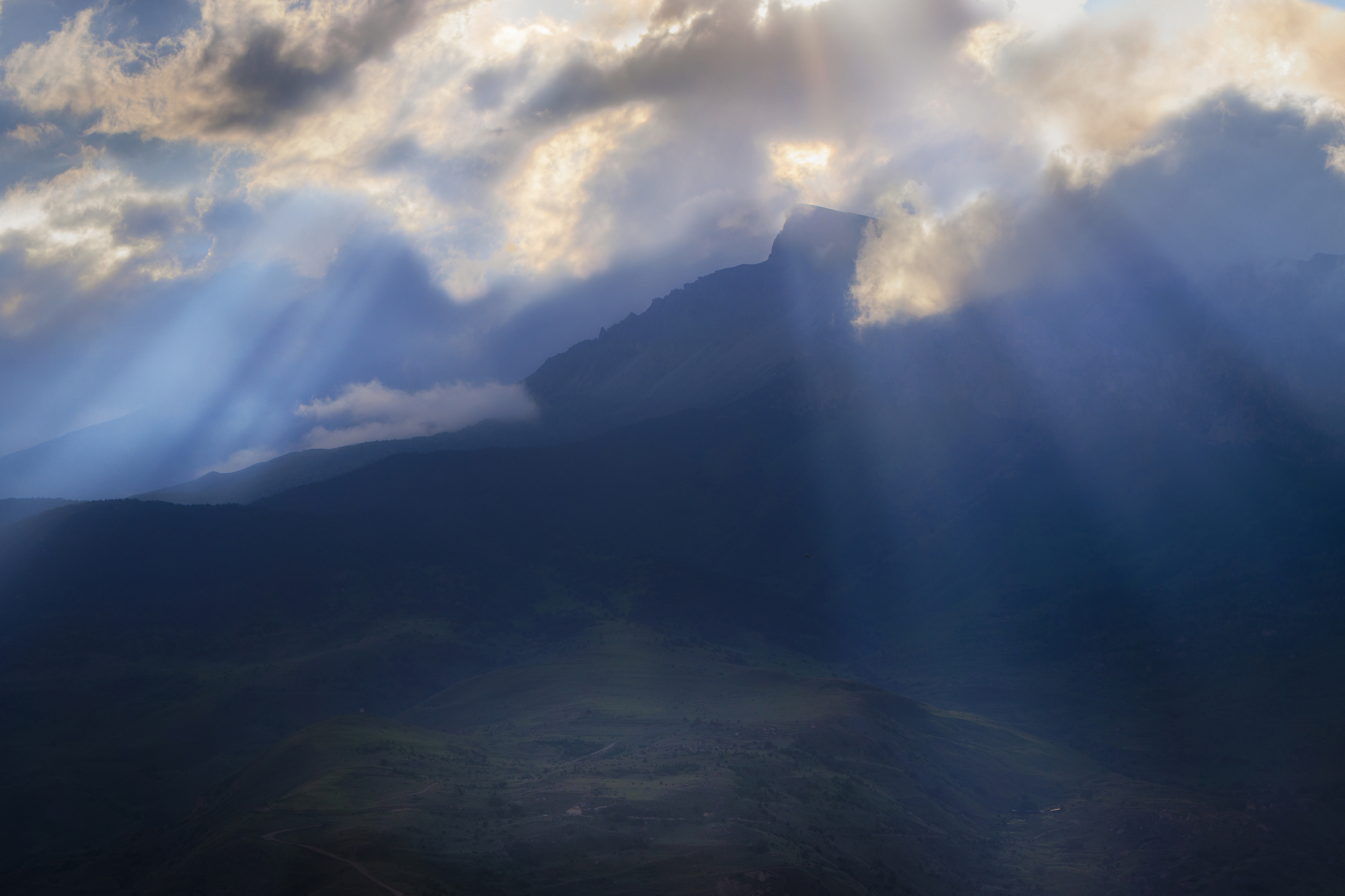горы солнце облако луч блик объем пятно свет, Светлана Холодняк