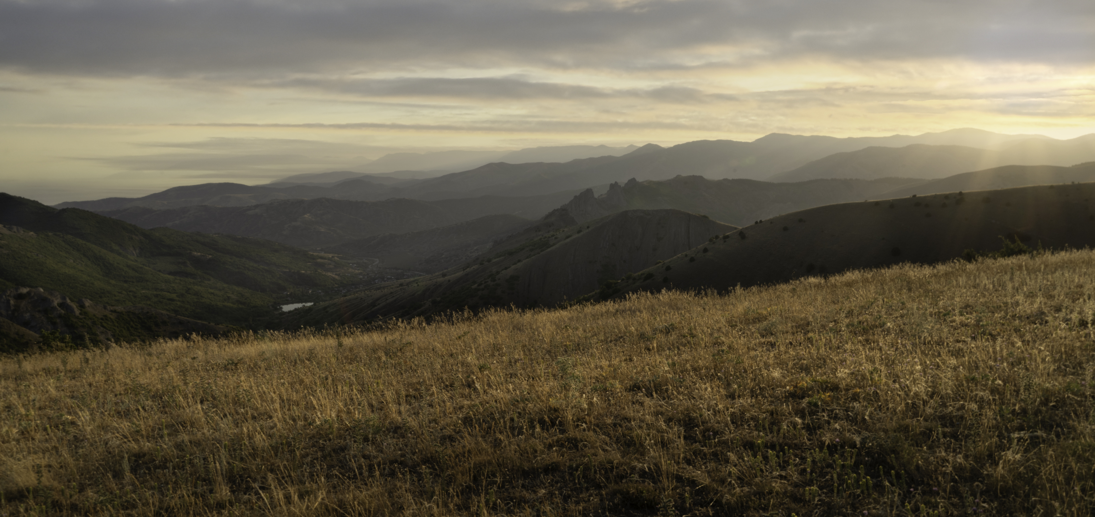 Россия, Крым, Судак, Междуречье, хребет Орта-Сырт, озеро, Гаврилов Юрий